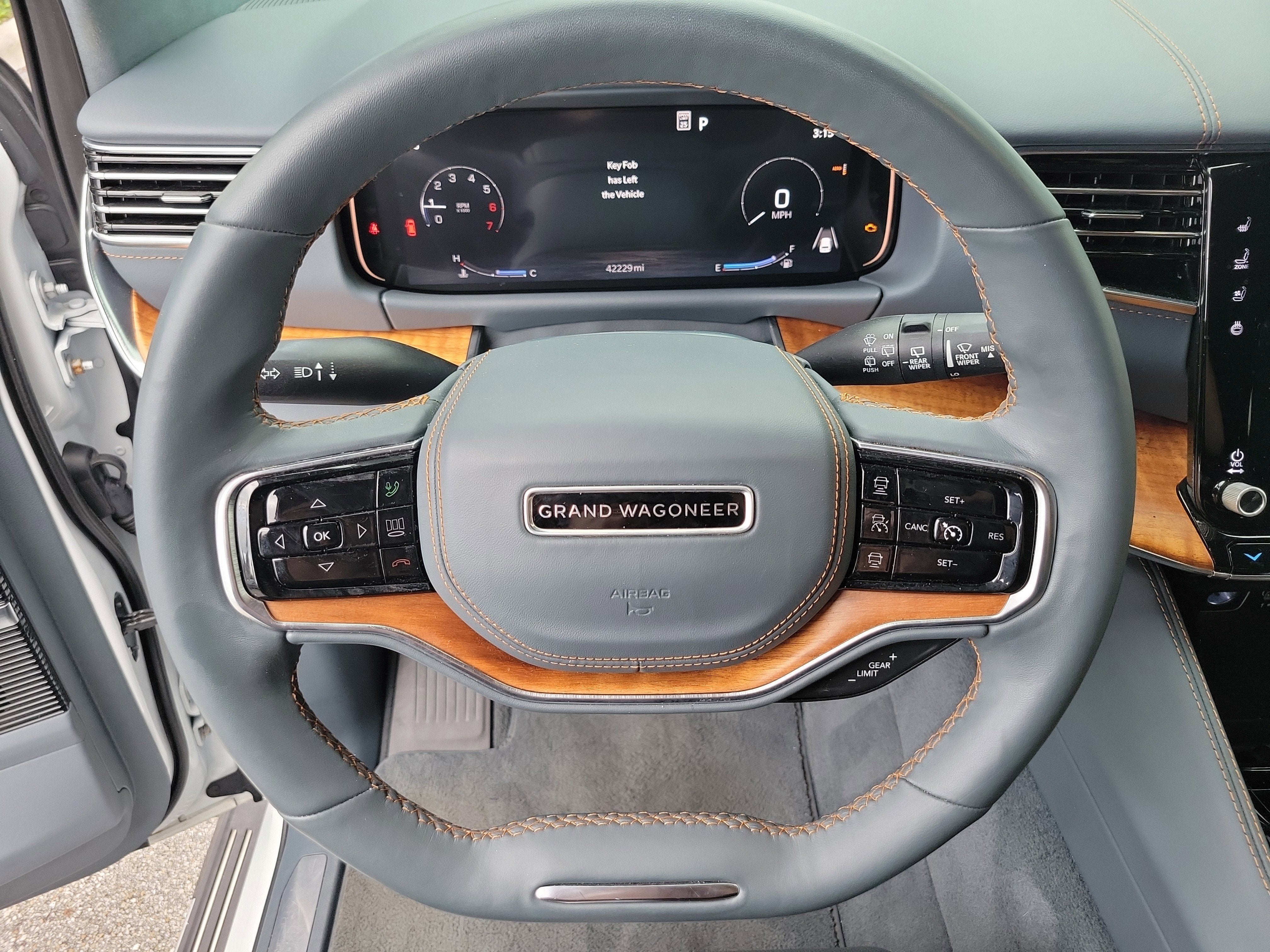 2023 Jeep Grand Wagoneer Series II