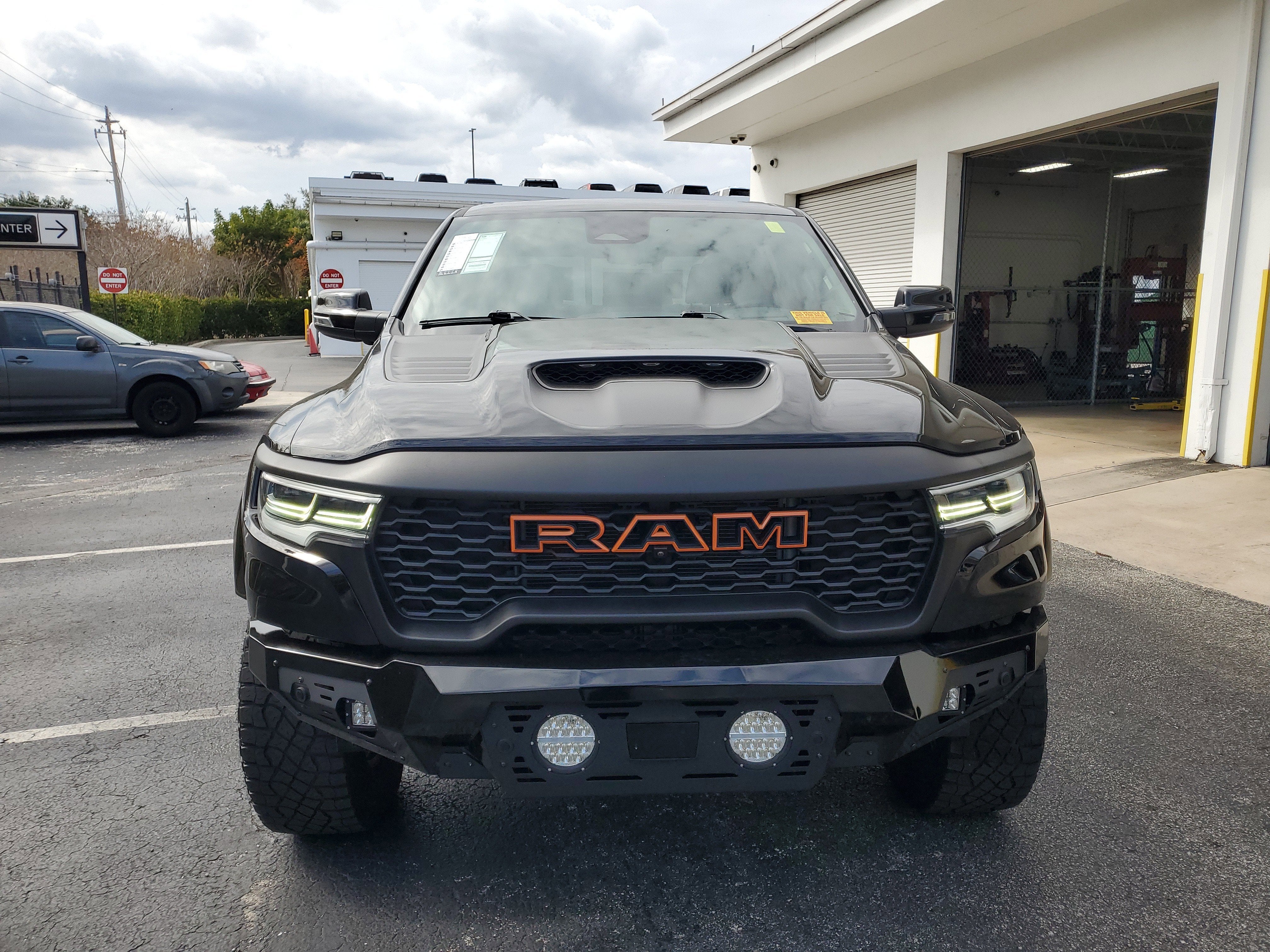 2025 RAM 1500 RHO