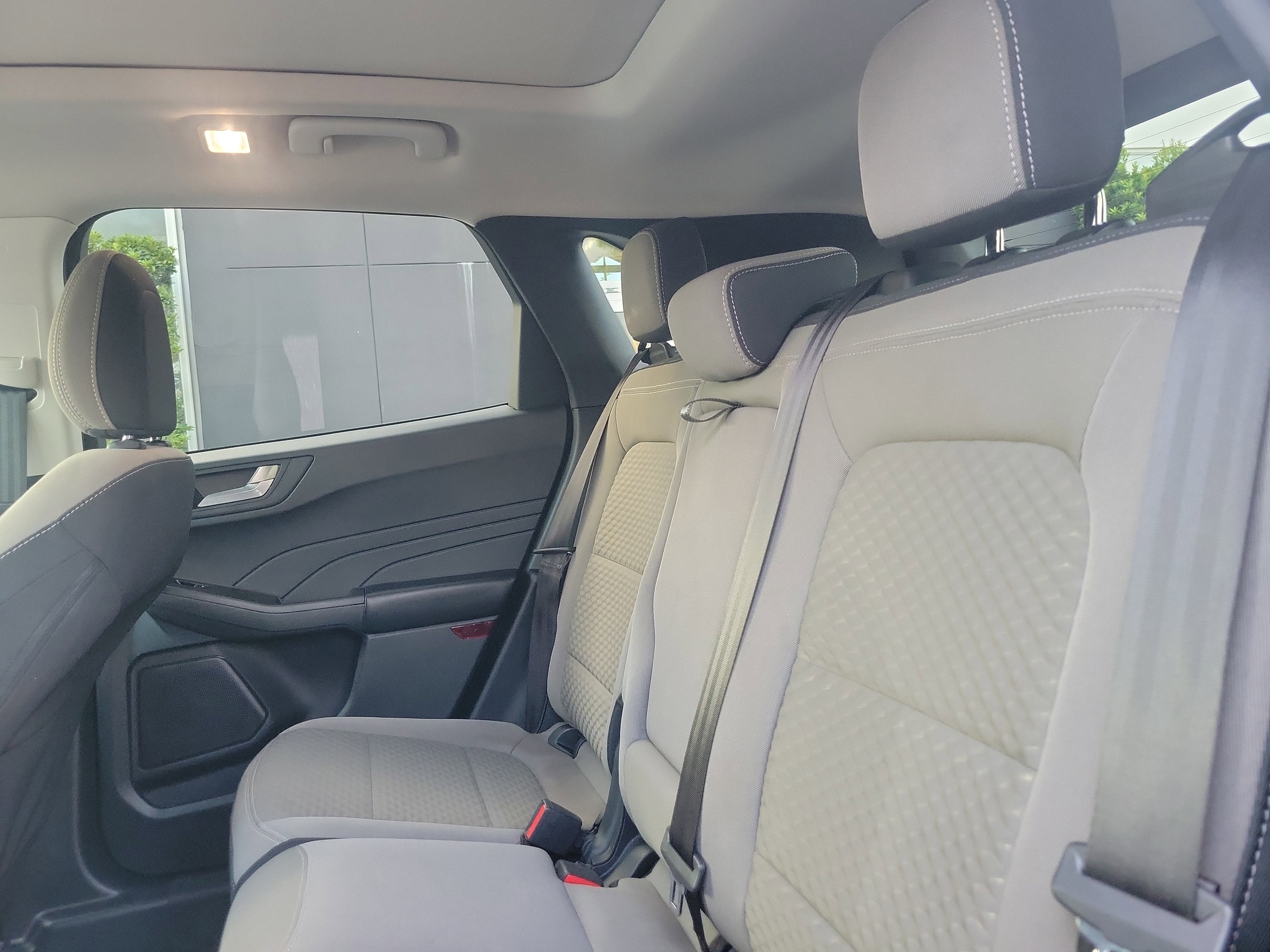 2021 Ford Escape SE Hybrid