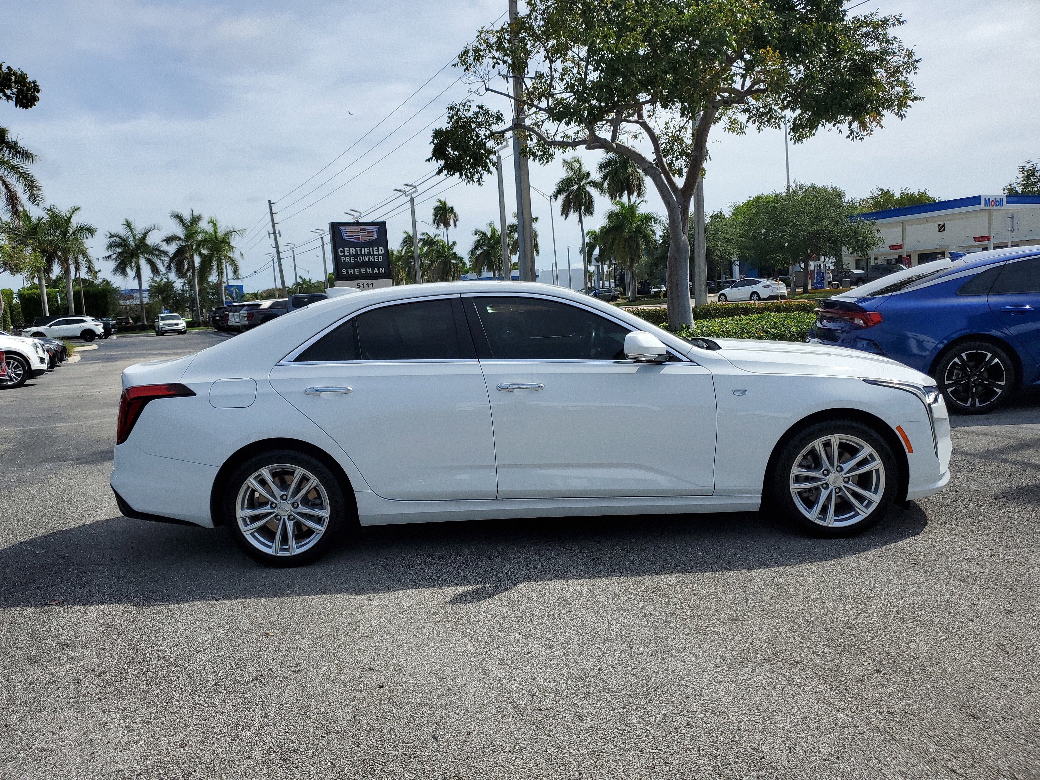 2021 Cadillac CT4 Luxury