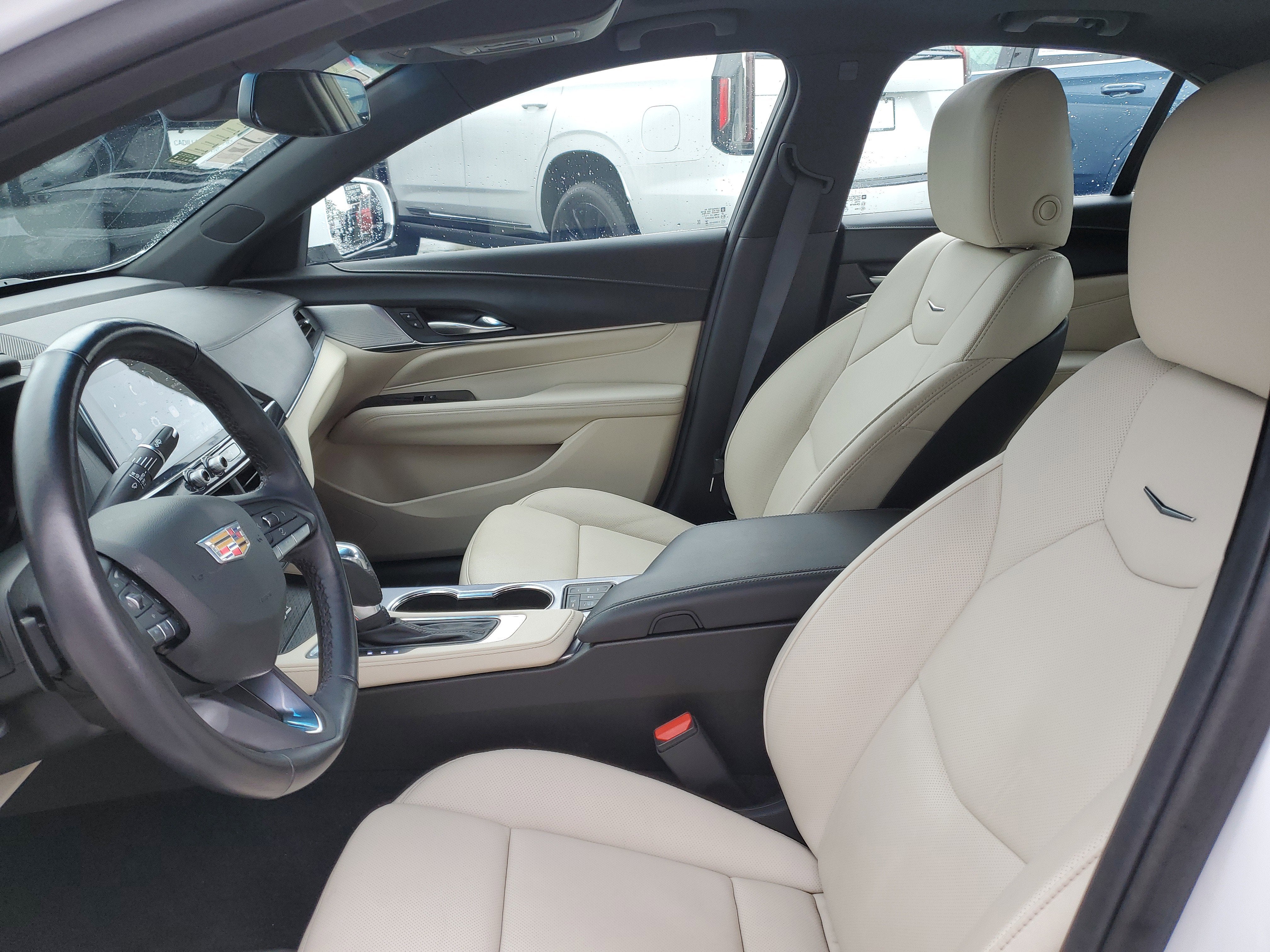 2024 Cadillac CT4 Premium Luxury