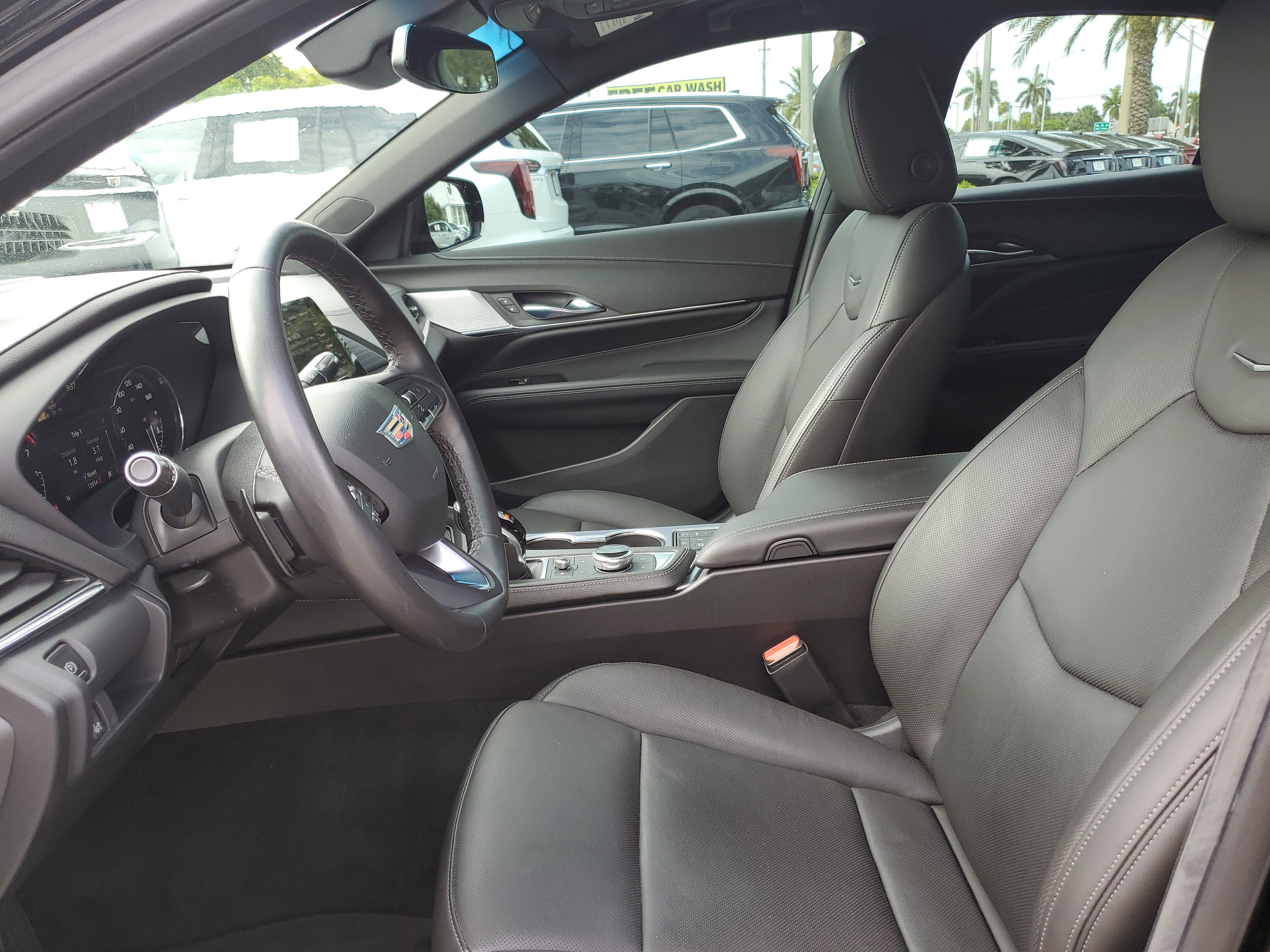 2022 Cadillac CT4 Premium Luxury