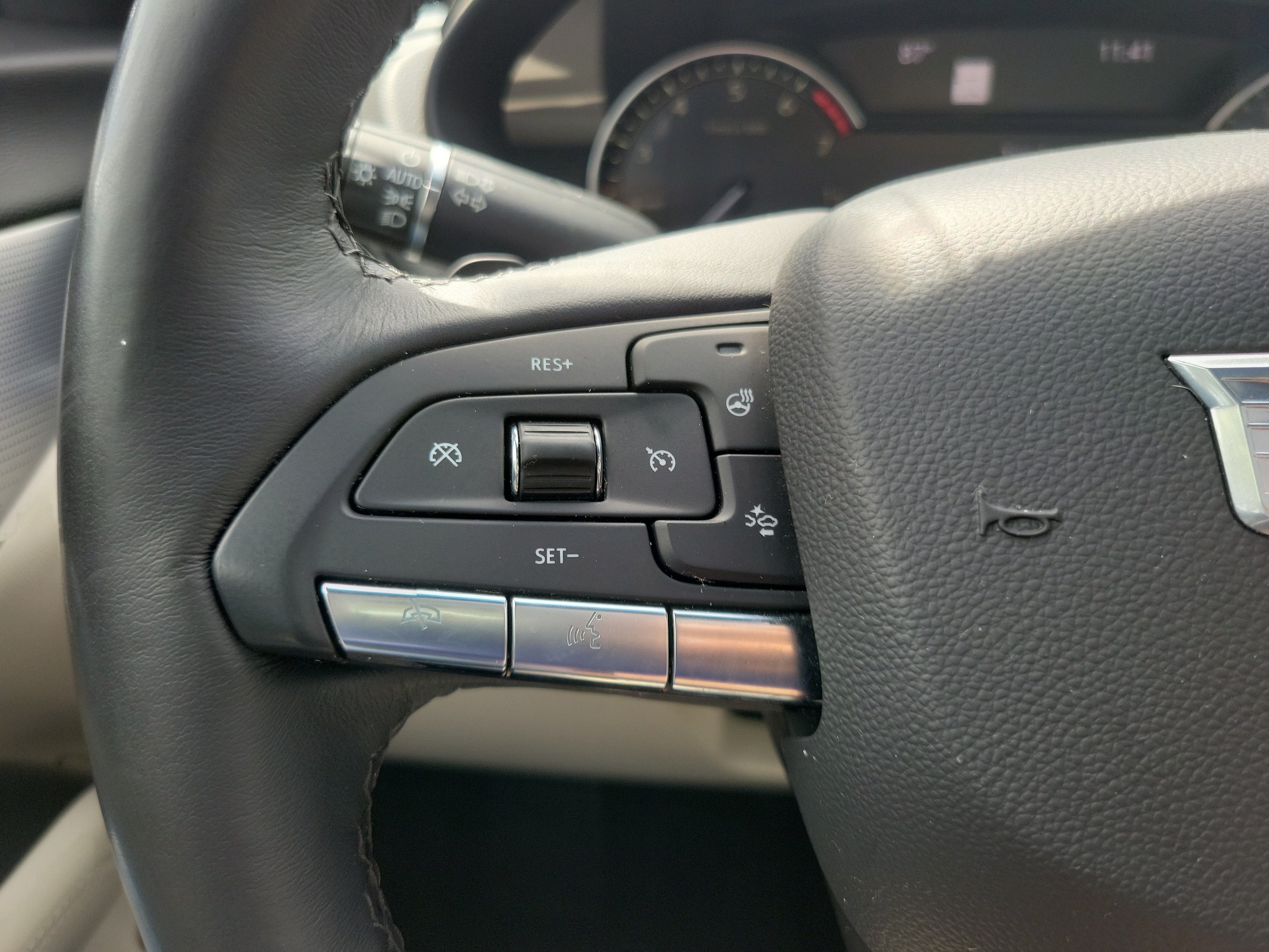 2023 Cadillac CT4 Luxury