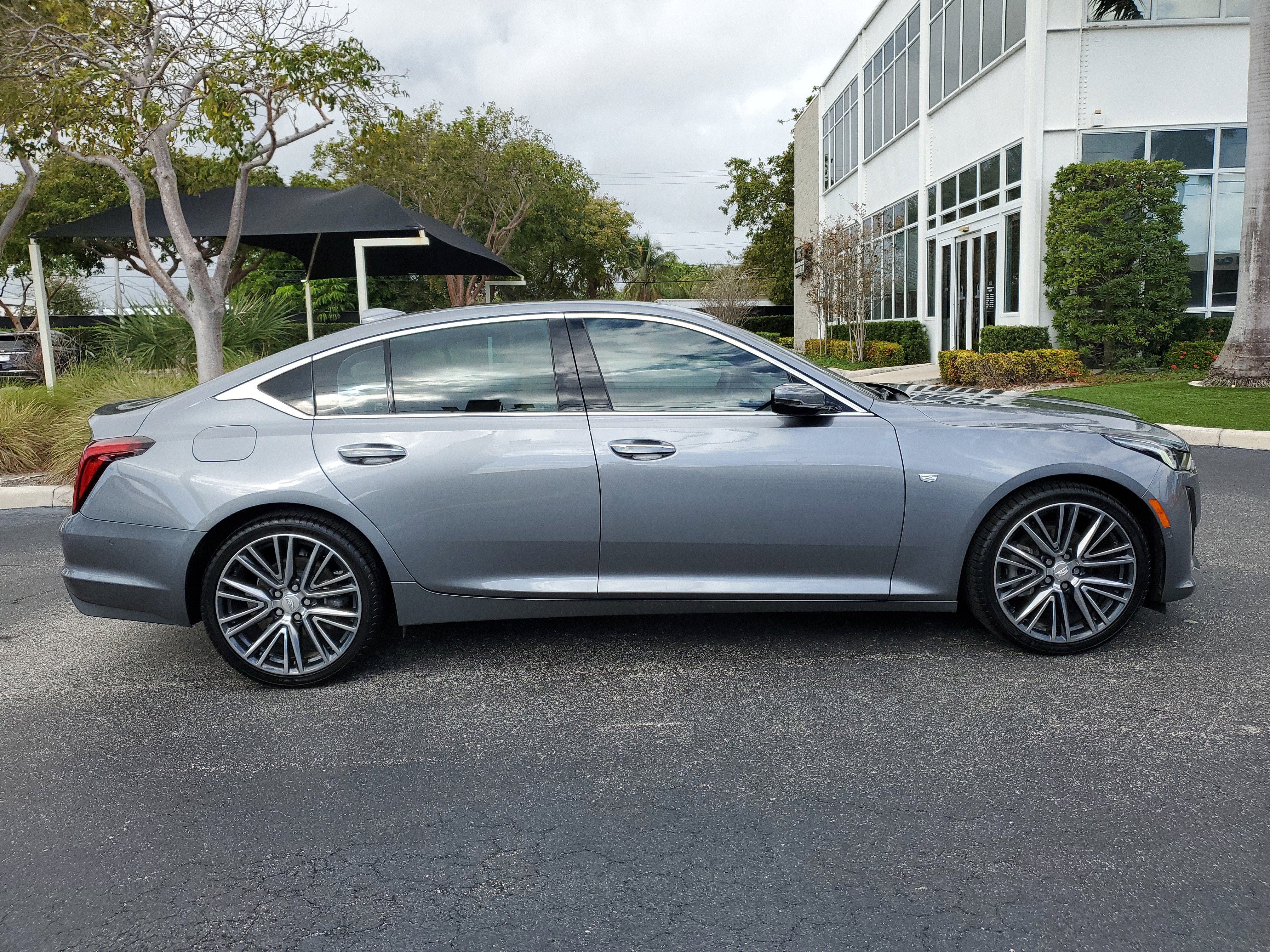 2022 Cadillac CT5 Premium Luxury