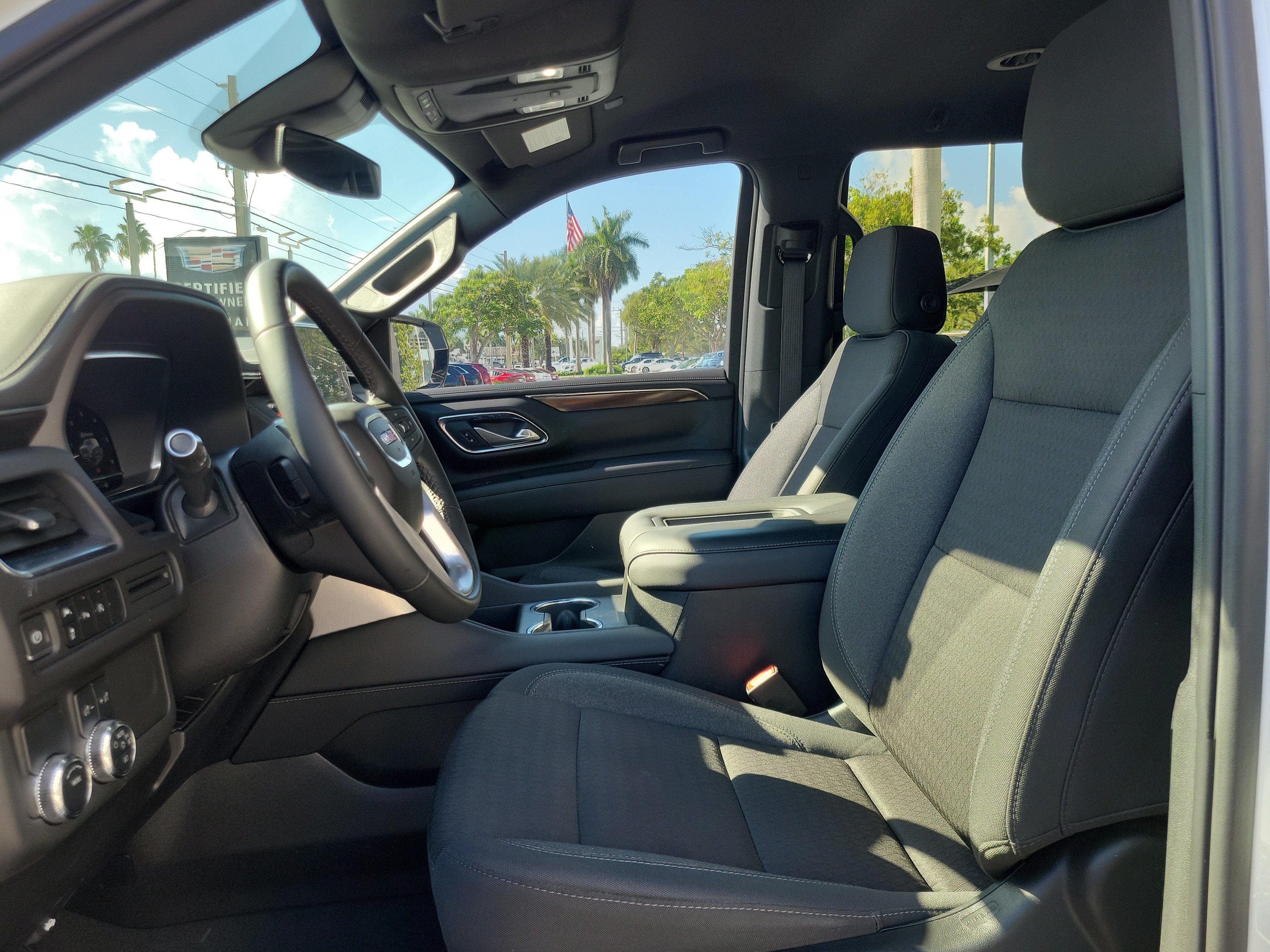2024 GMC Yukon SLE