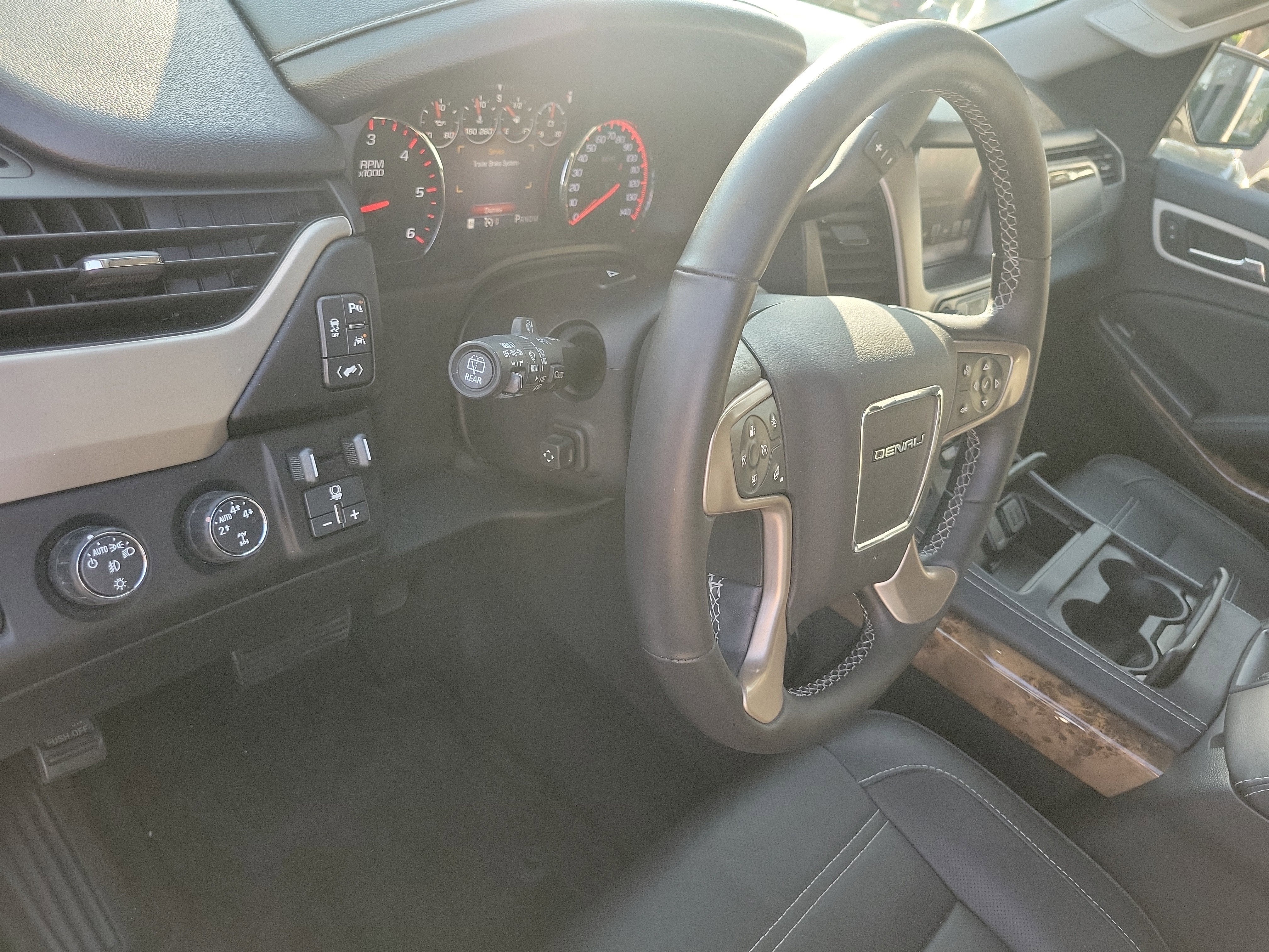 2016 GMC Yukon Denali