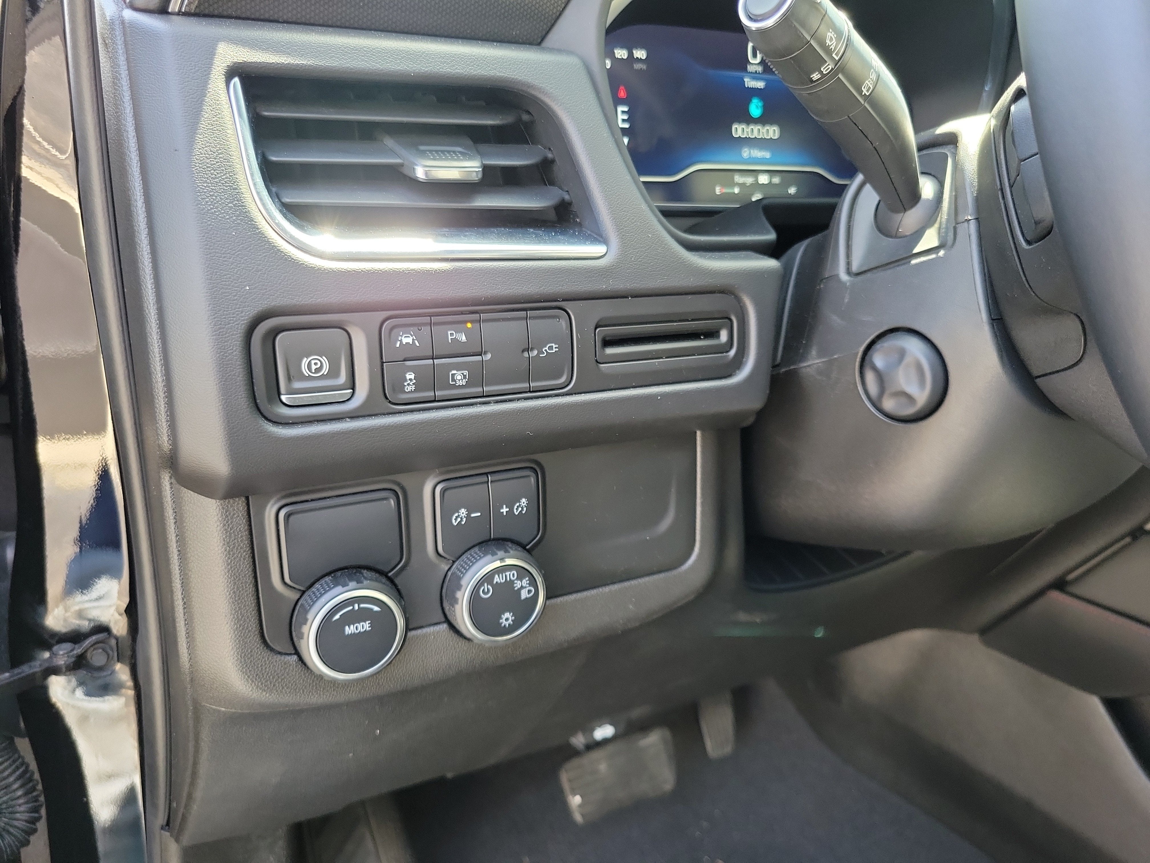2022 Chevrolet Suburban RST