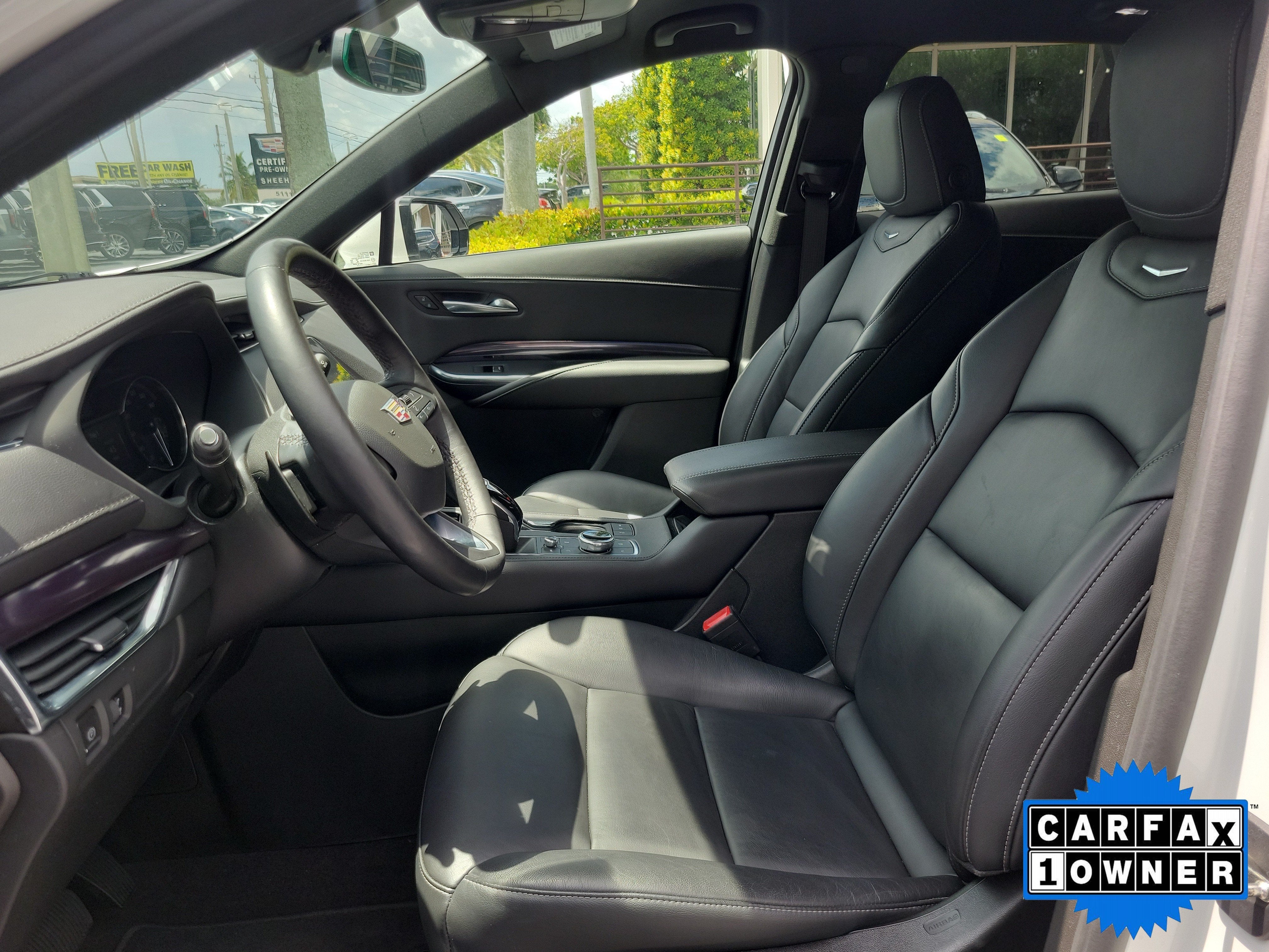2022 Cadillac XT4 Luxury