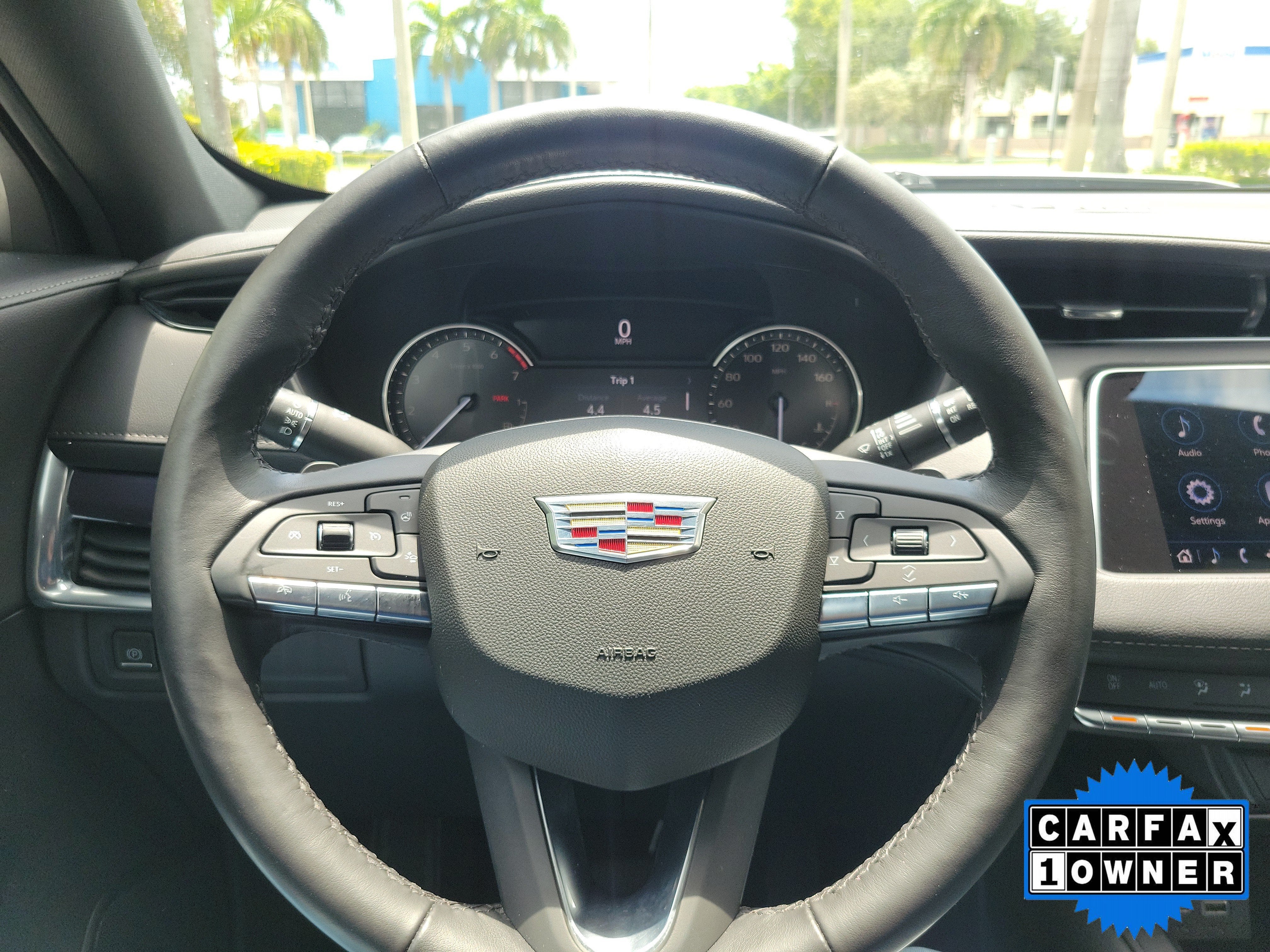 2022 Cadillac XT4 Luxury