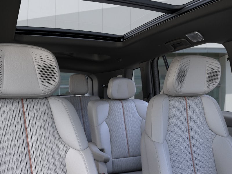 2027 Cadillac VISTIQ Luxury