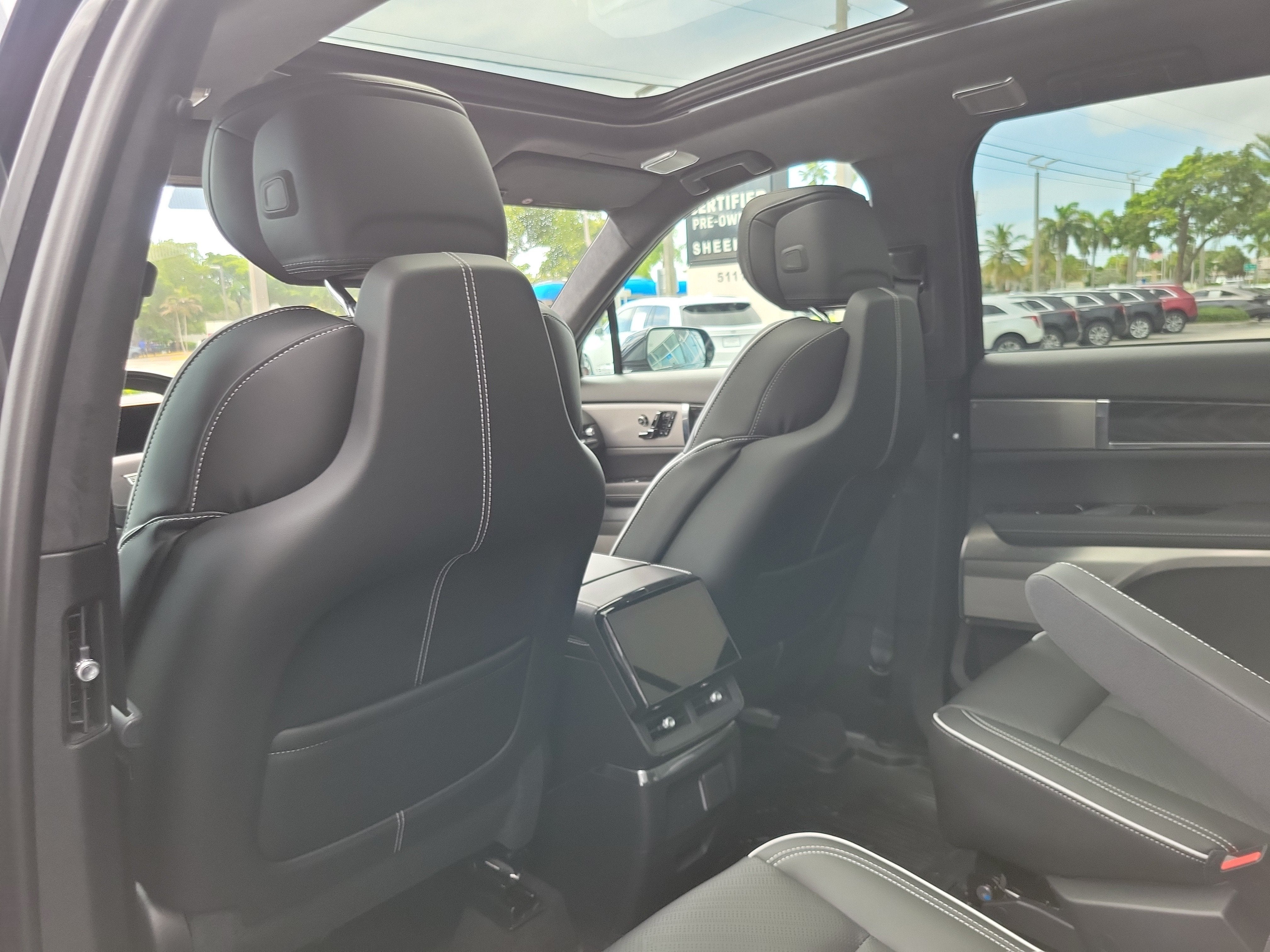 2026 Cadillac VISTIQ Platinum