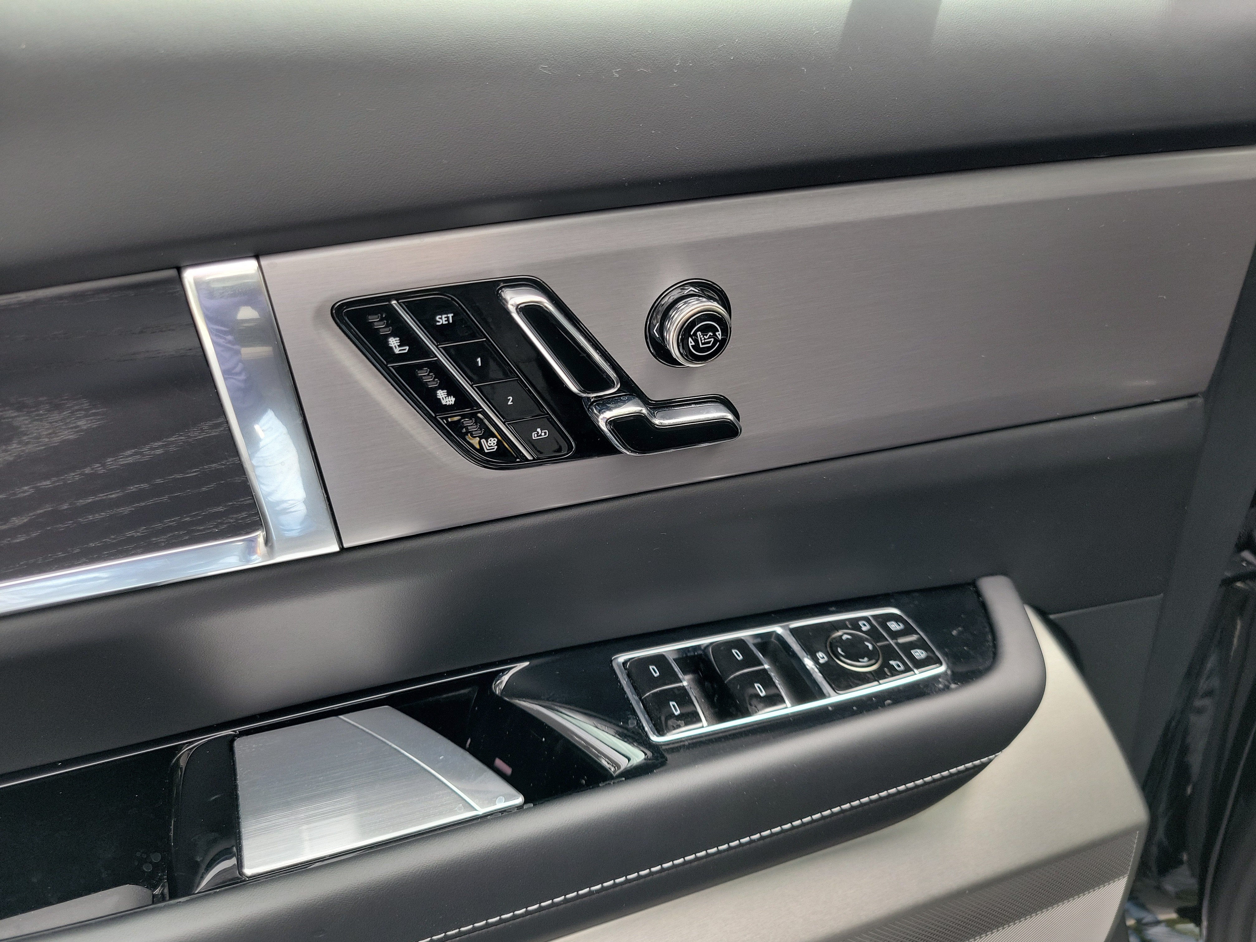 2026 Cadillac VISTIQ Platinum