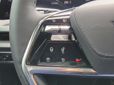 2026 Cadillac VISTIQ Platinum