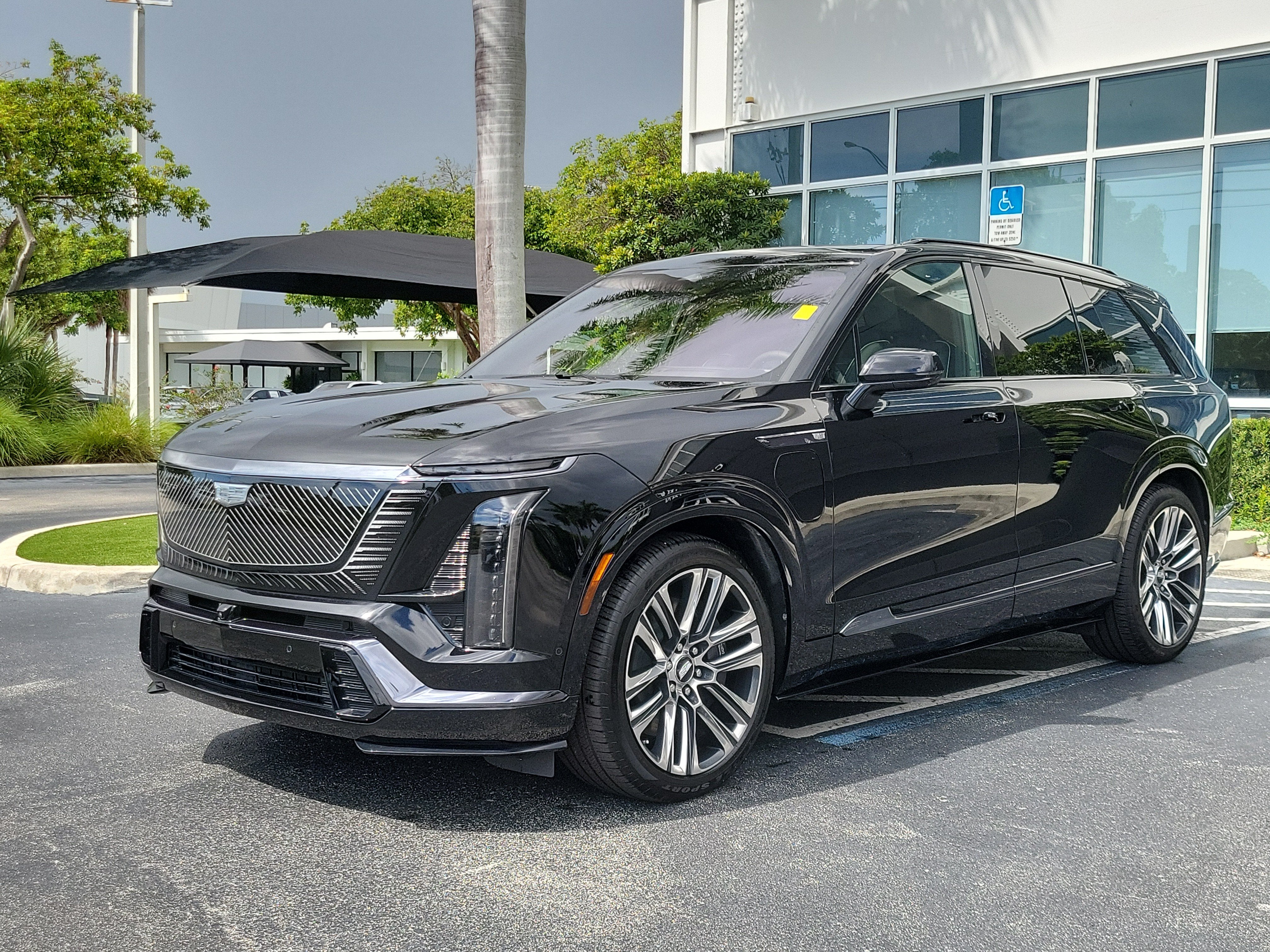 2026 Cadillac VISTIQ Platinum