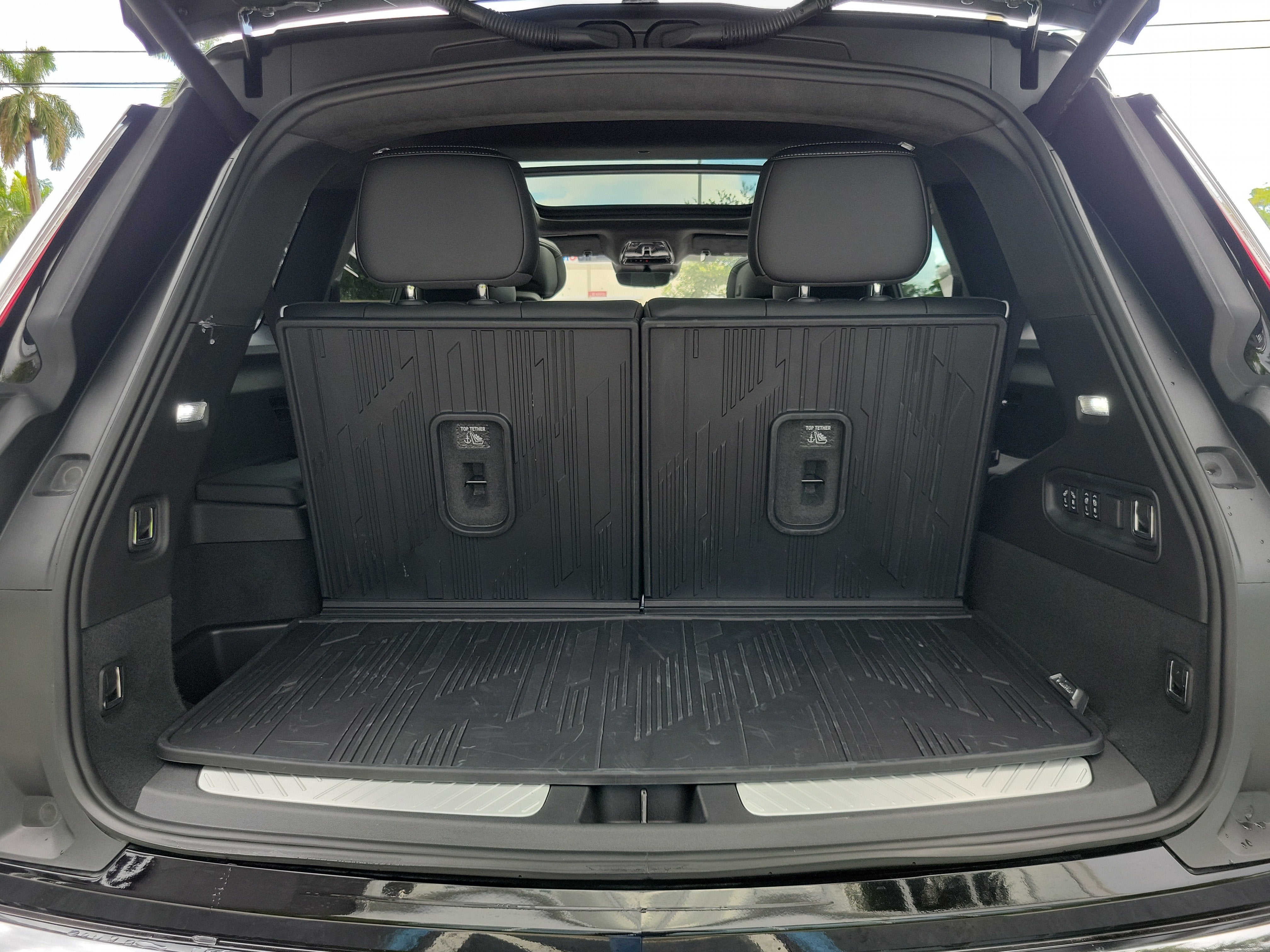 2026 Cadillac VISTIQ Platinum