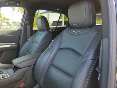 2025 Cadillac XT4 Premium Luxury