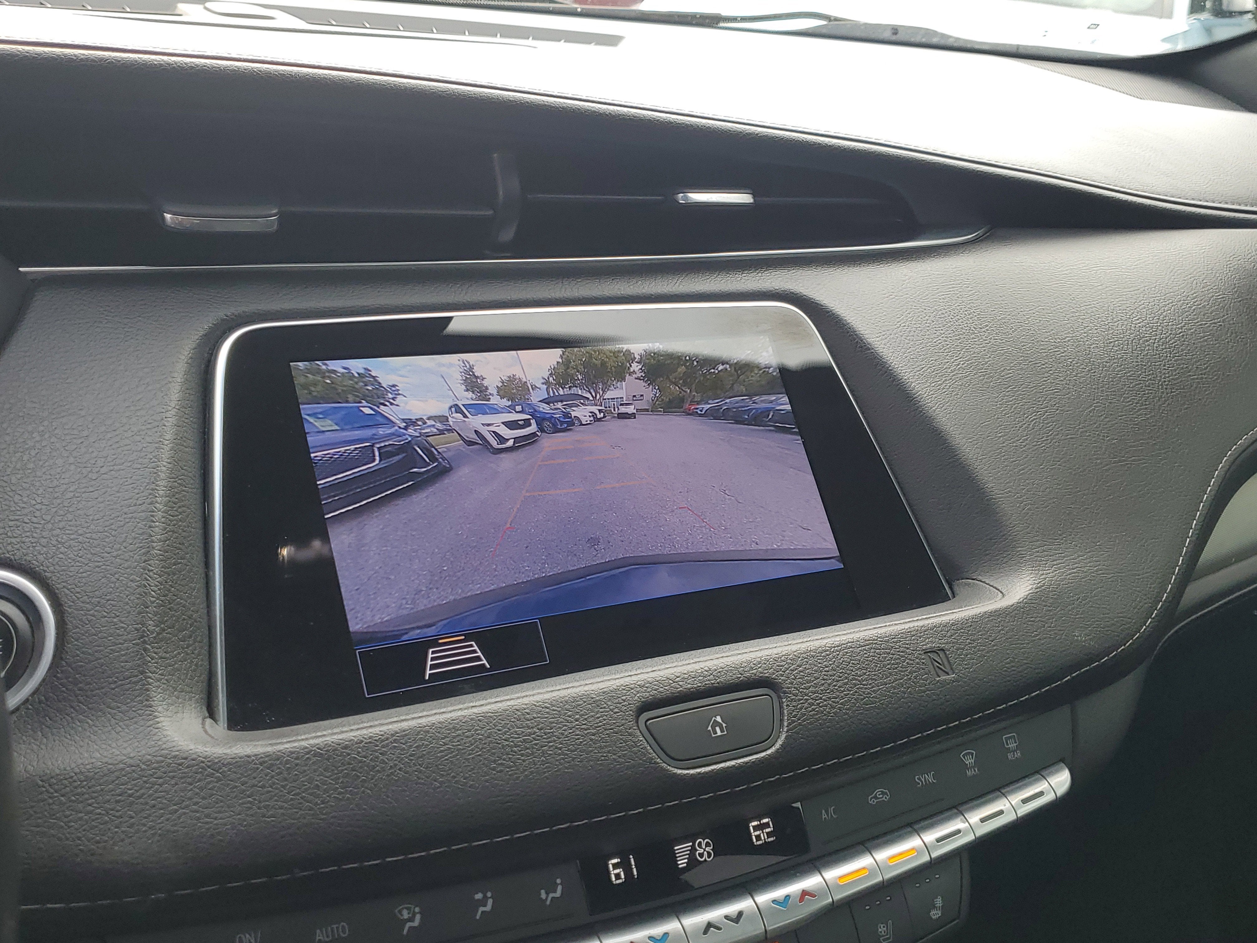 2020 Cadillac XT4 Premium Luxury