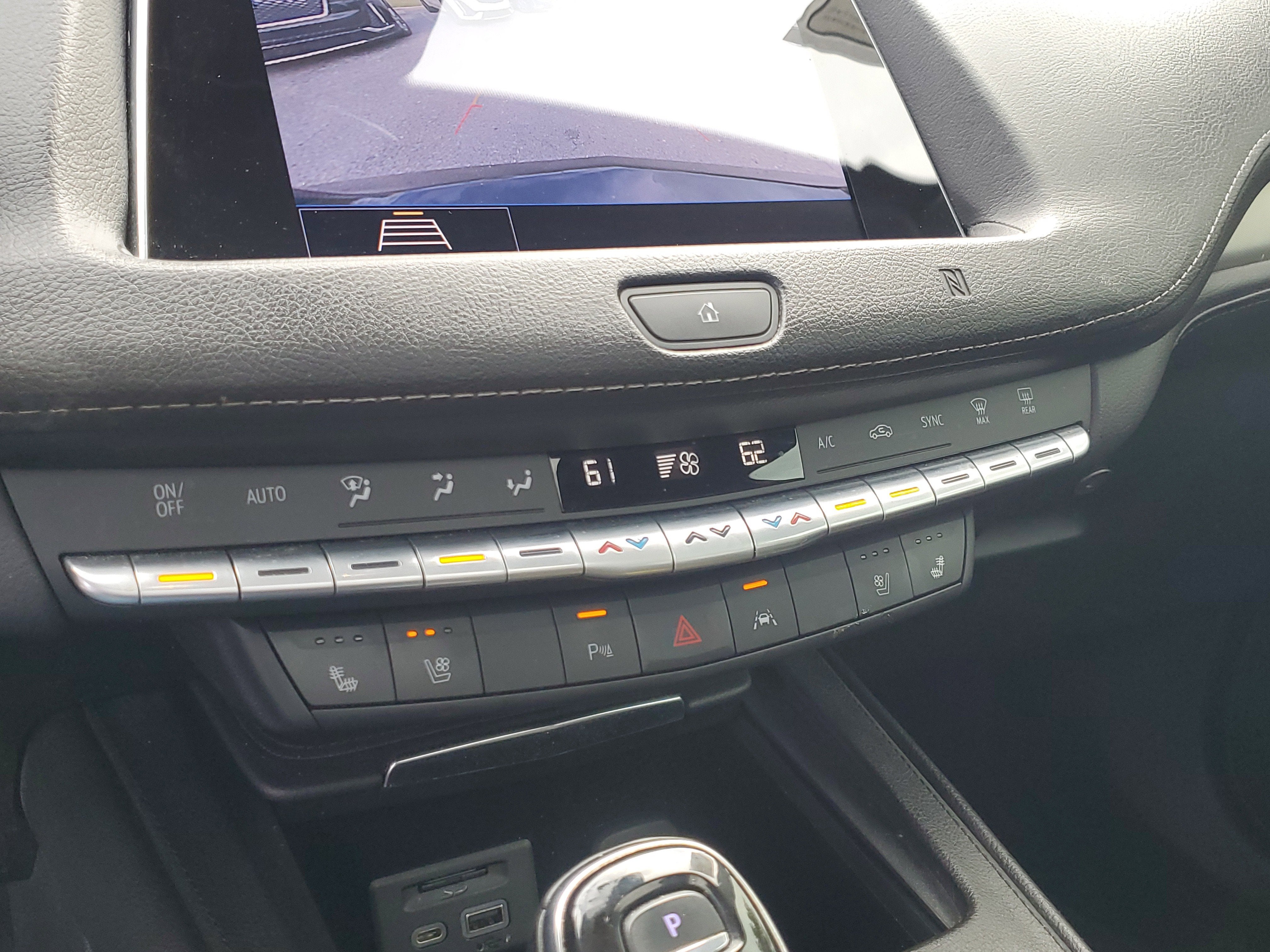 2020 Cadillac XT4 Premium Luxury