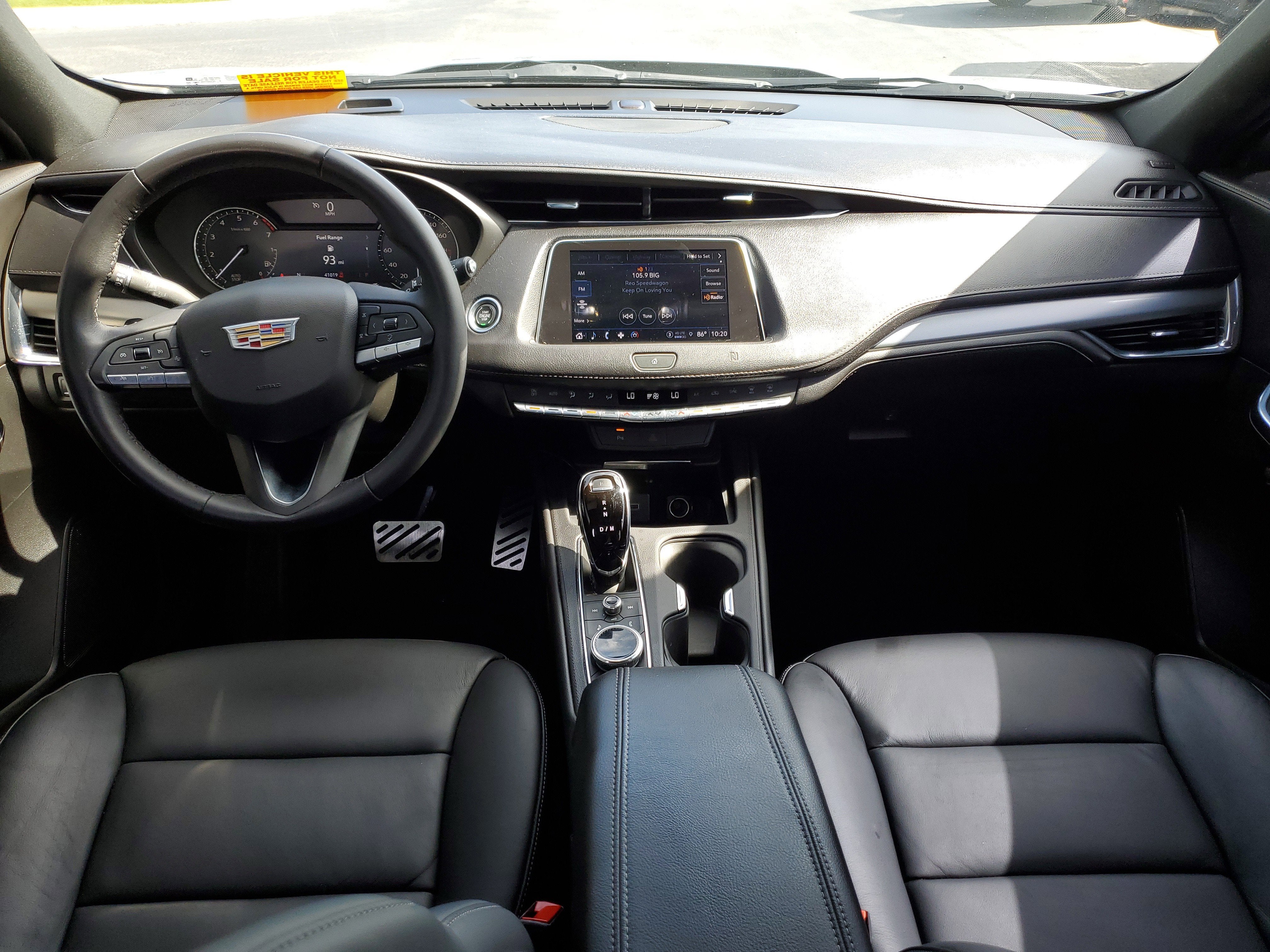 2021 Cadillac XT4 FWD Premium Luxury