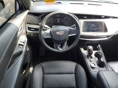 2021 Cadillac XT4 FWD Premium Luxury