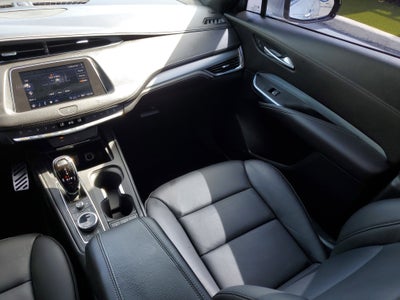 2021 Cadillac XT4 FWD Premium Luxury