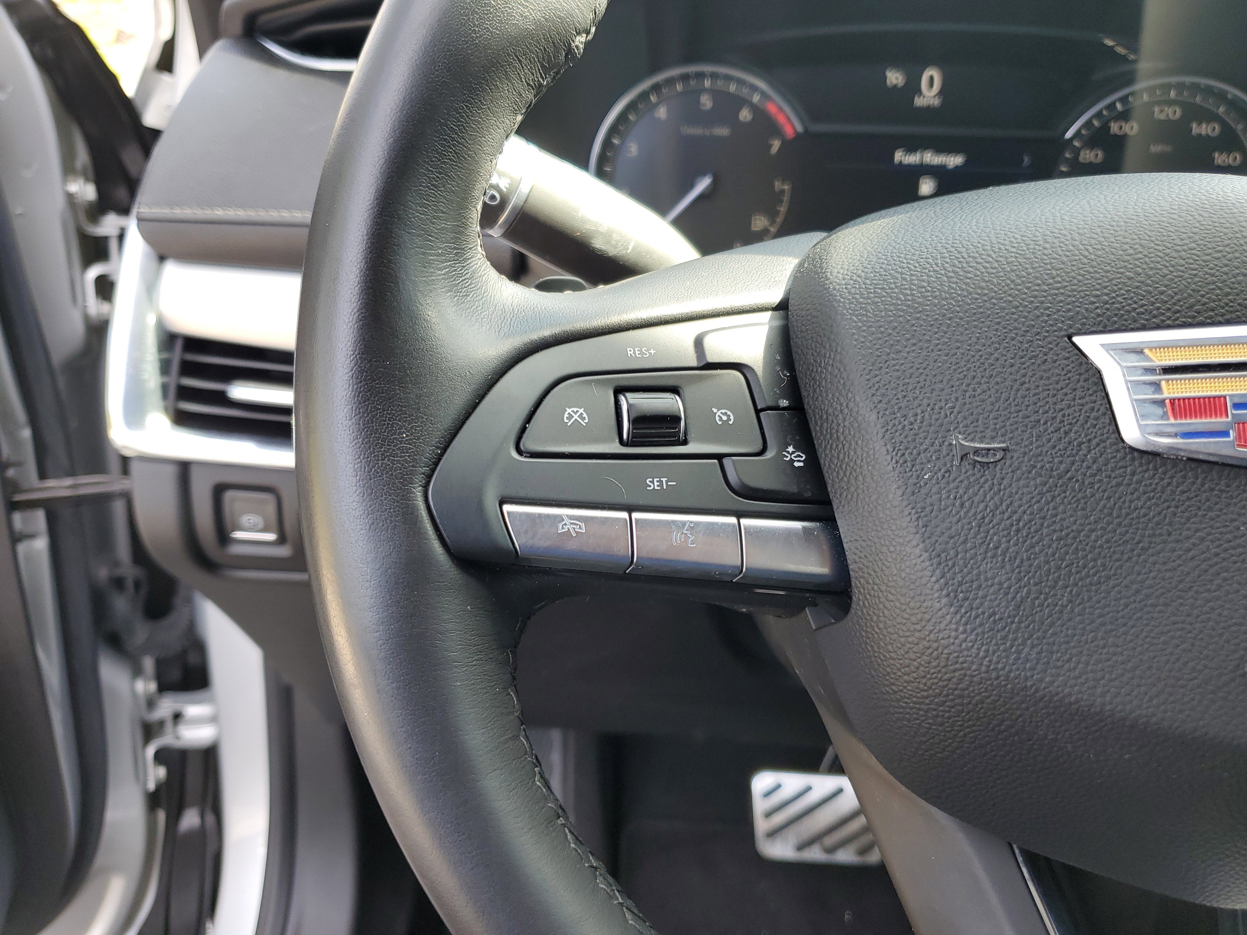 2021 Cadillac XT4 FWD Premium Luxury