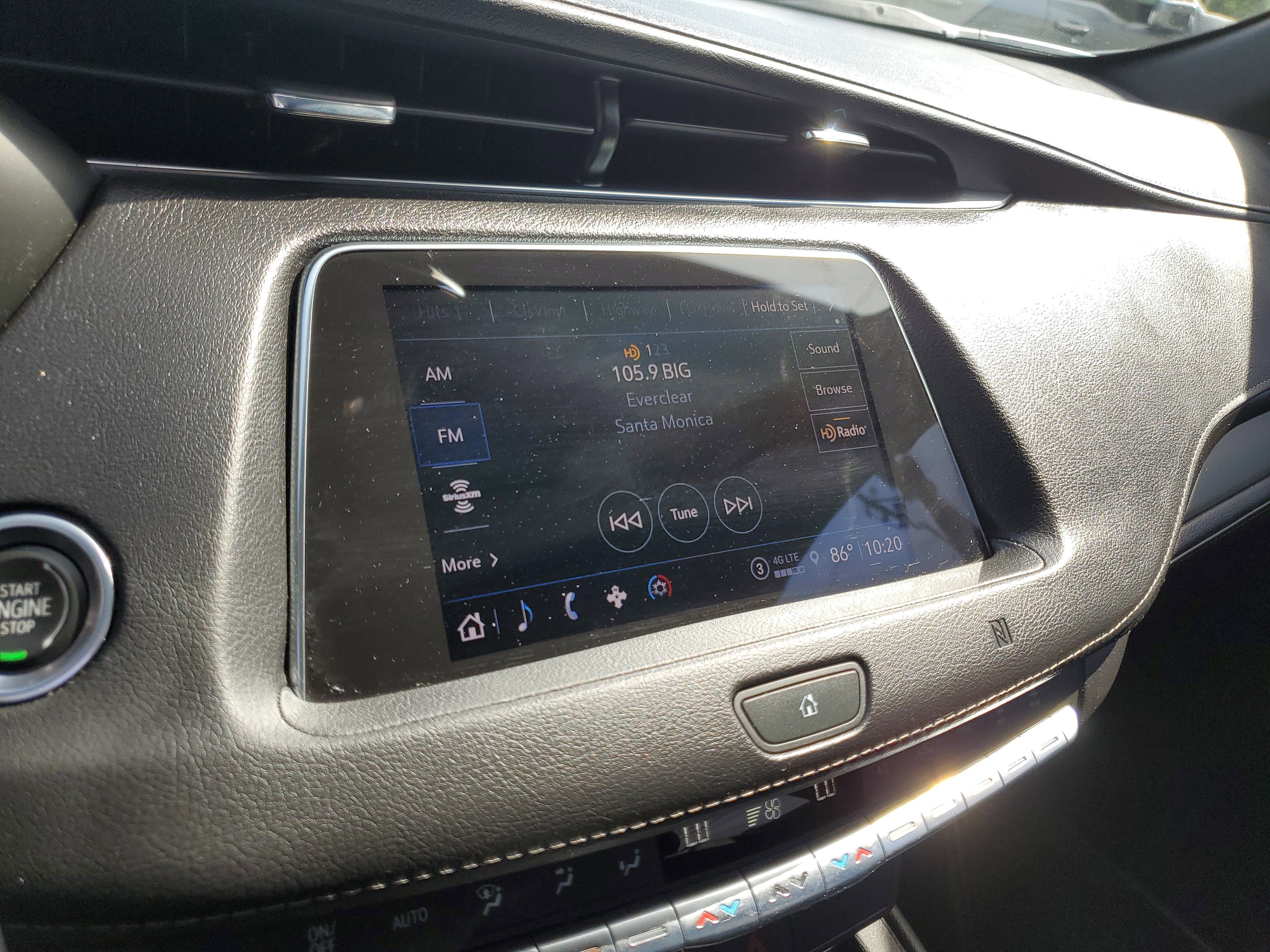 2021 Cadillac XT4 FWD Premium Luxury