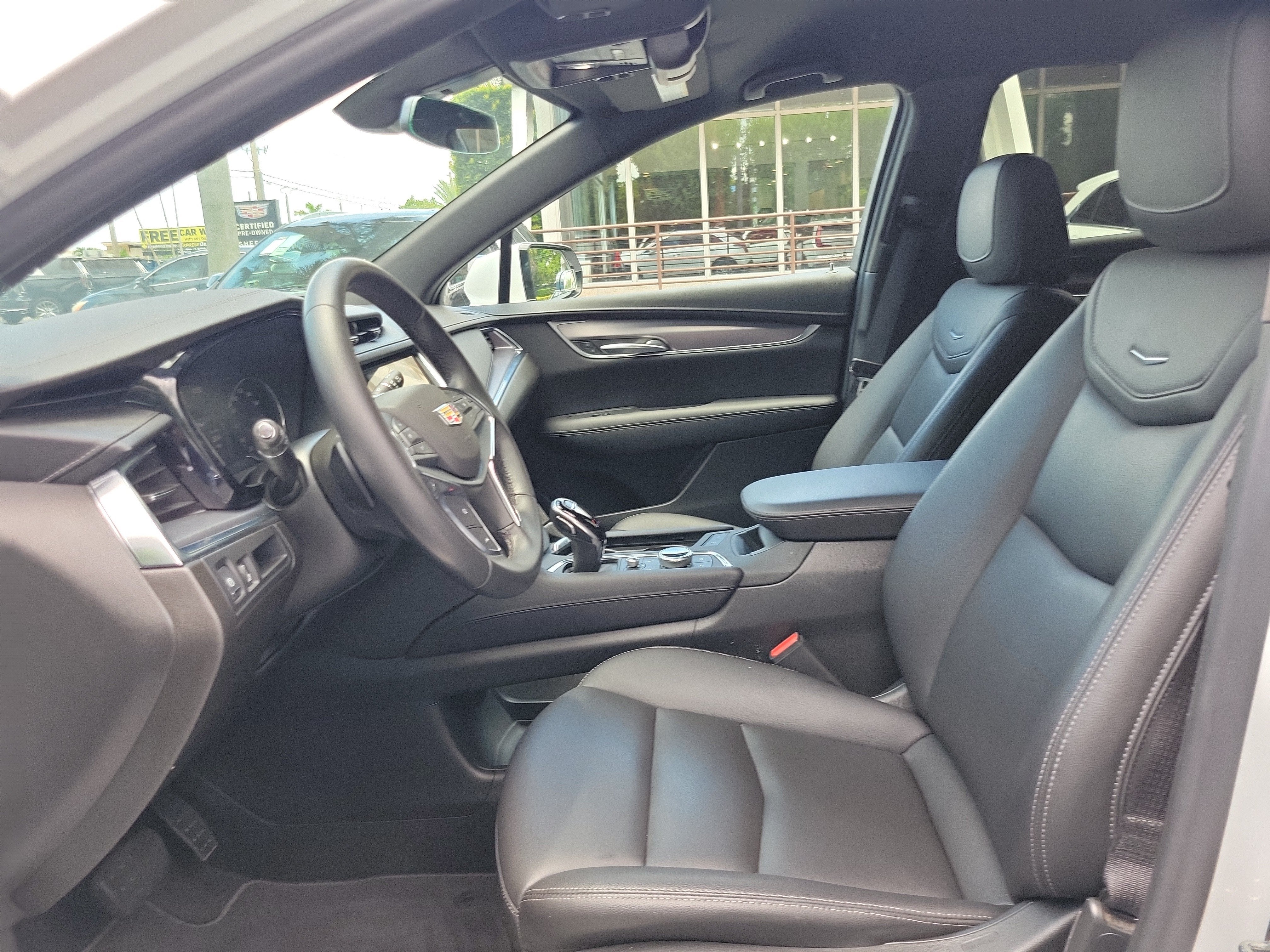 2022 Cadillac XT5 Luxury