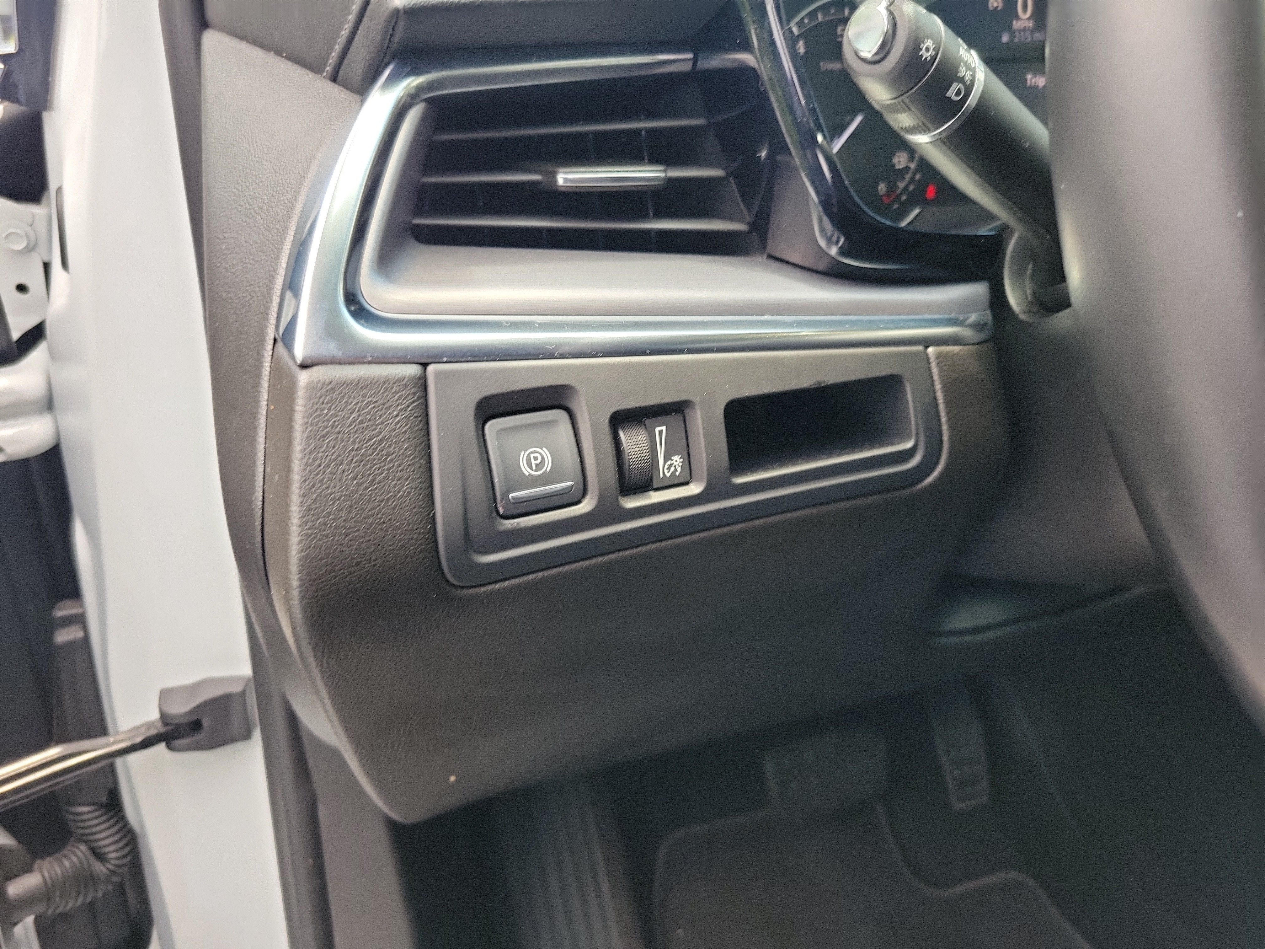 2022 Cadillac XT5 Luxury