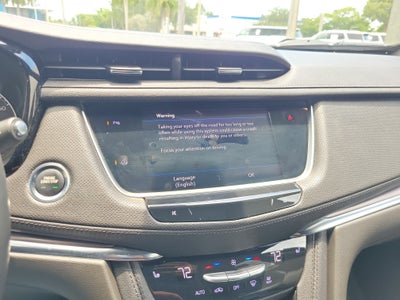 2022 Cadillac XT5 Luxury
