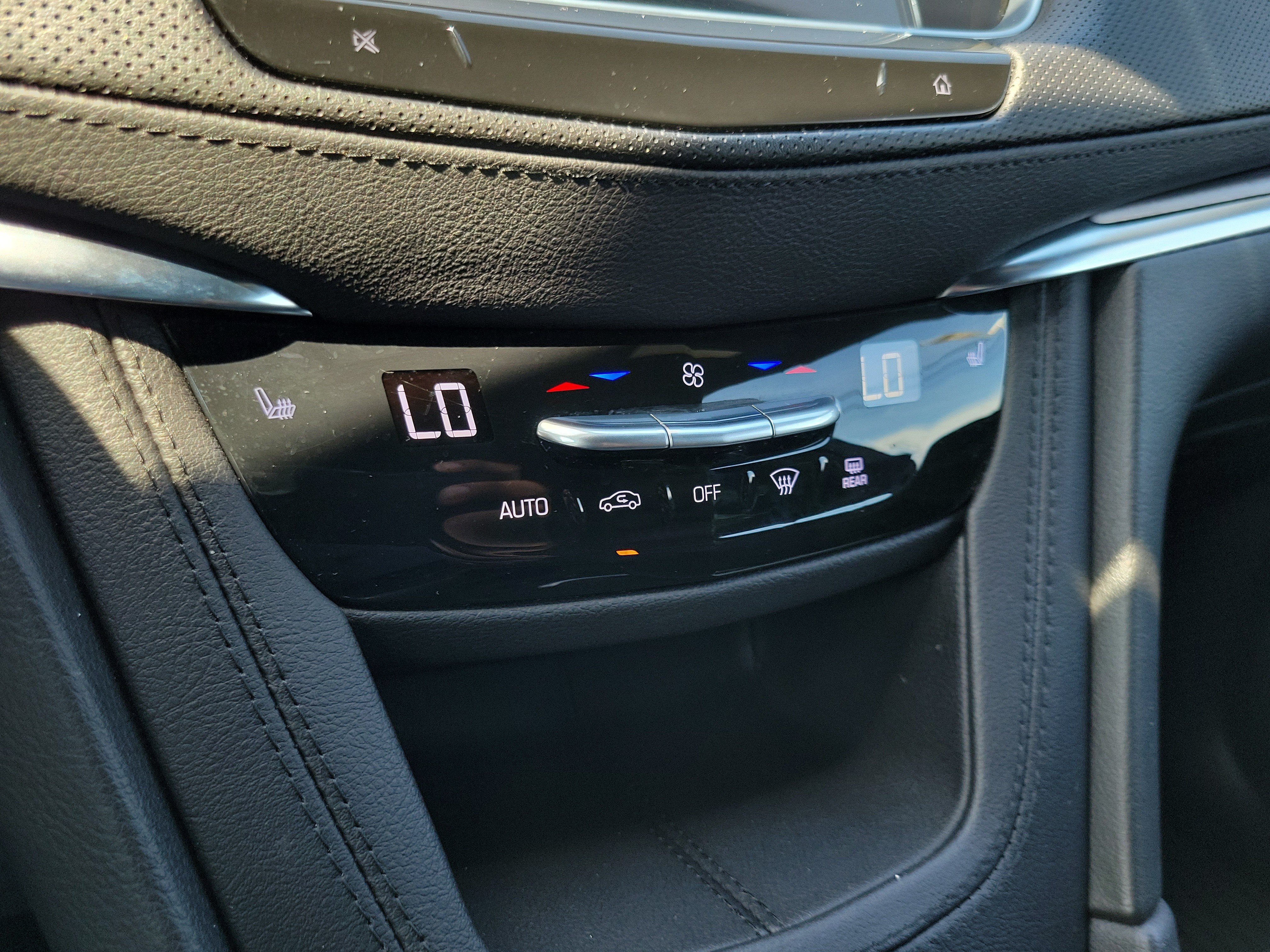 2025 Cadillac XT5 Luxury