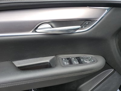 2022 Cadillac XT5 Luxury