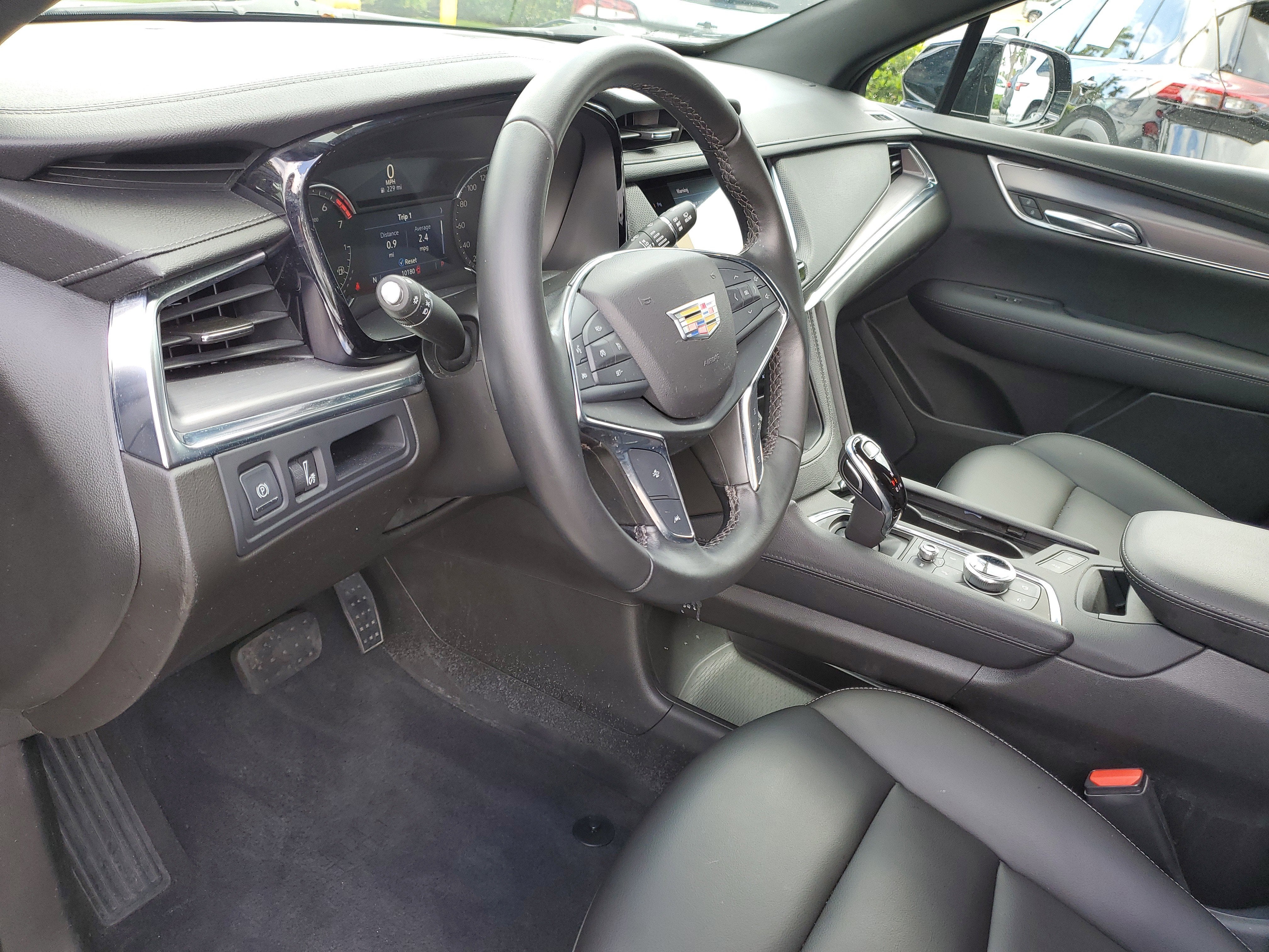 2022 Cadillac XT5 Luxury