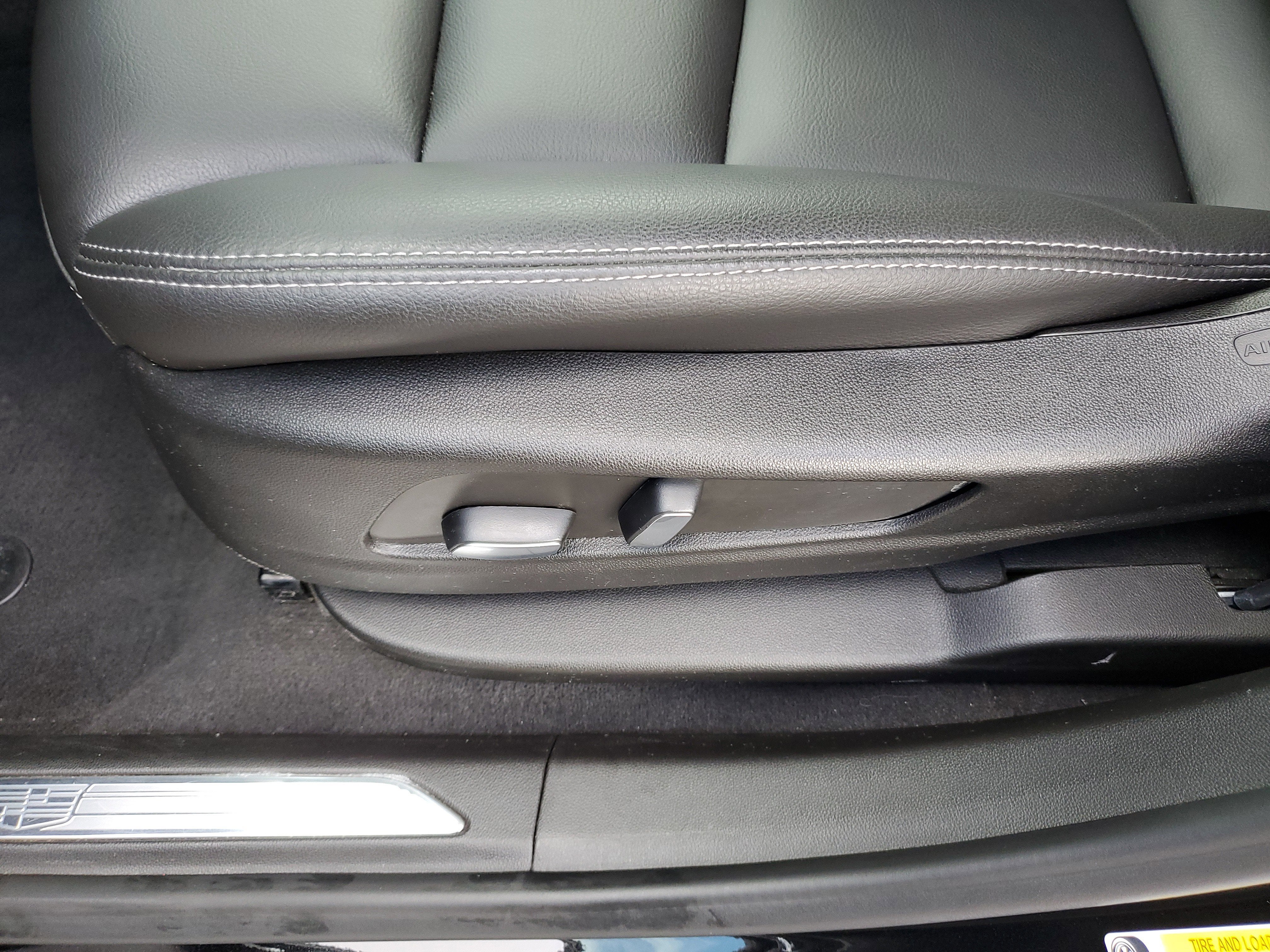 2022 Cadillac XT5 Luxury