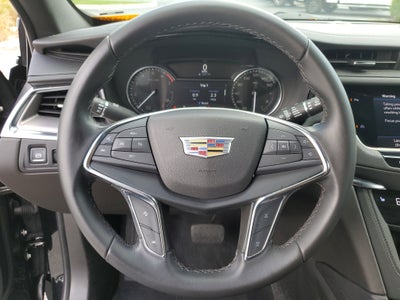 2022 Cadillac XT5 Luxury