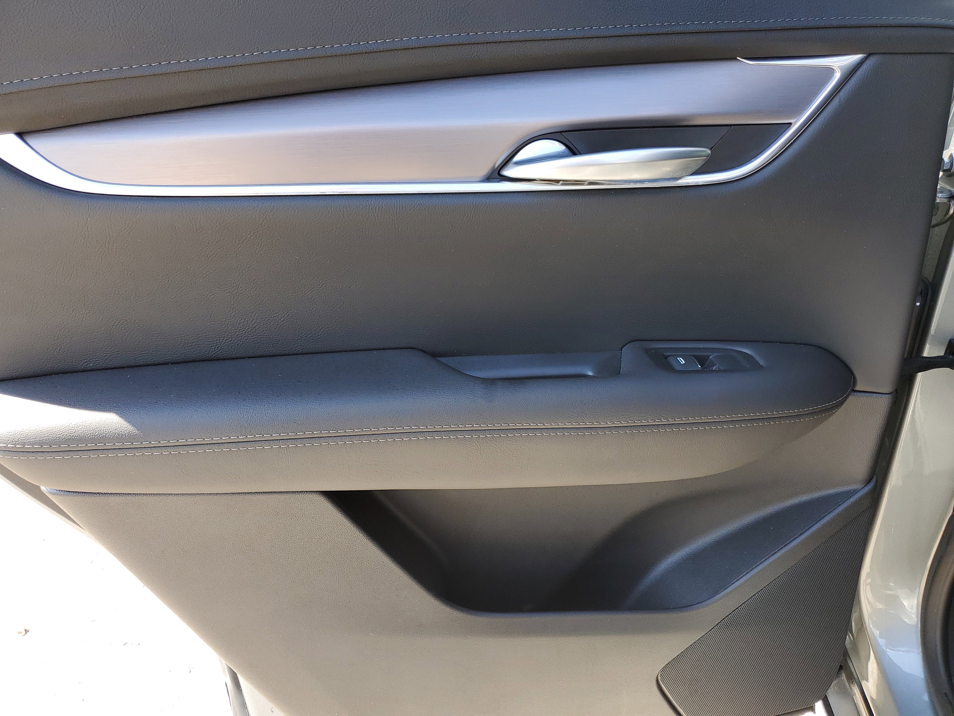 2023 Cadillac XT5 Luxury