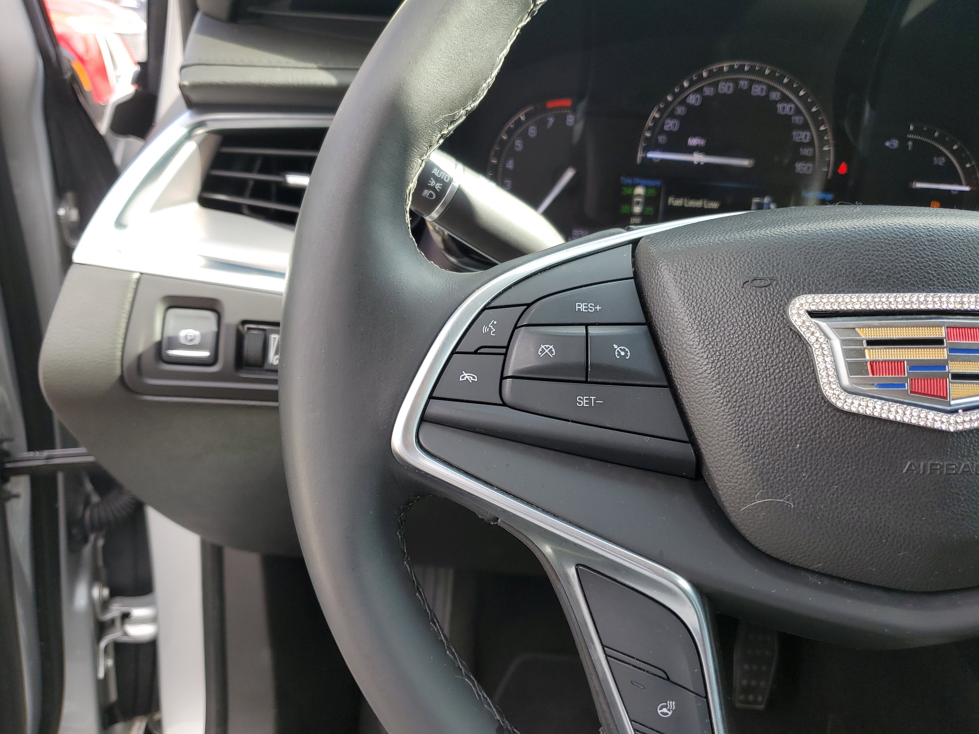 2017 Cadillac XT5 Luxury FWD