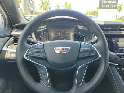 2023 Cadillac XT5 FWD Premium Luxury