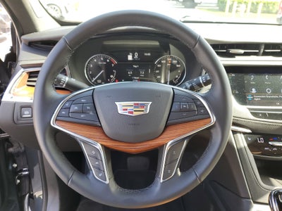 2021 Cadillac XT5 FWD Premium Luxury