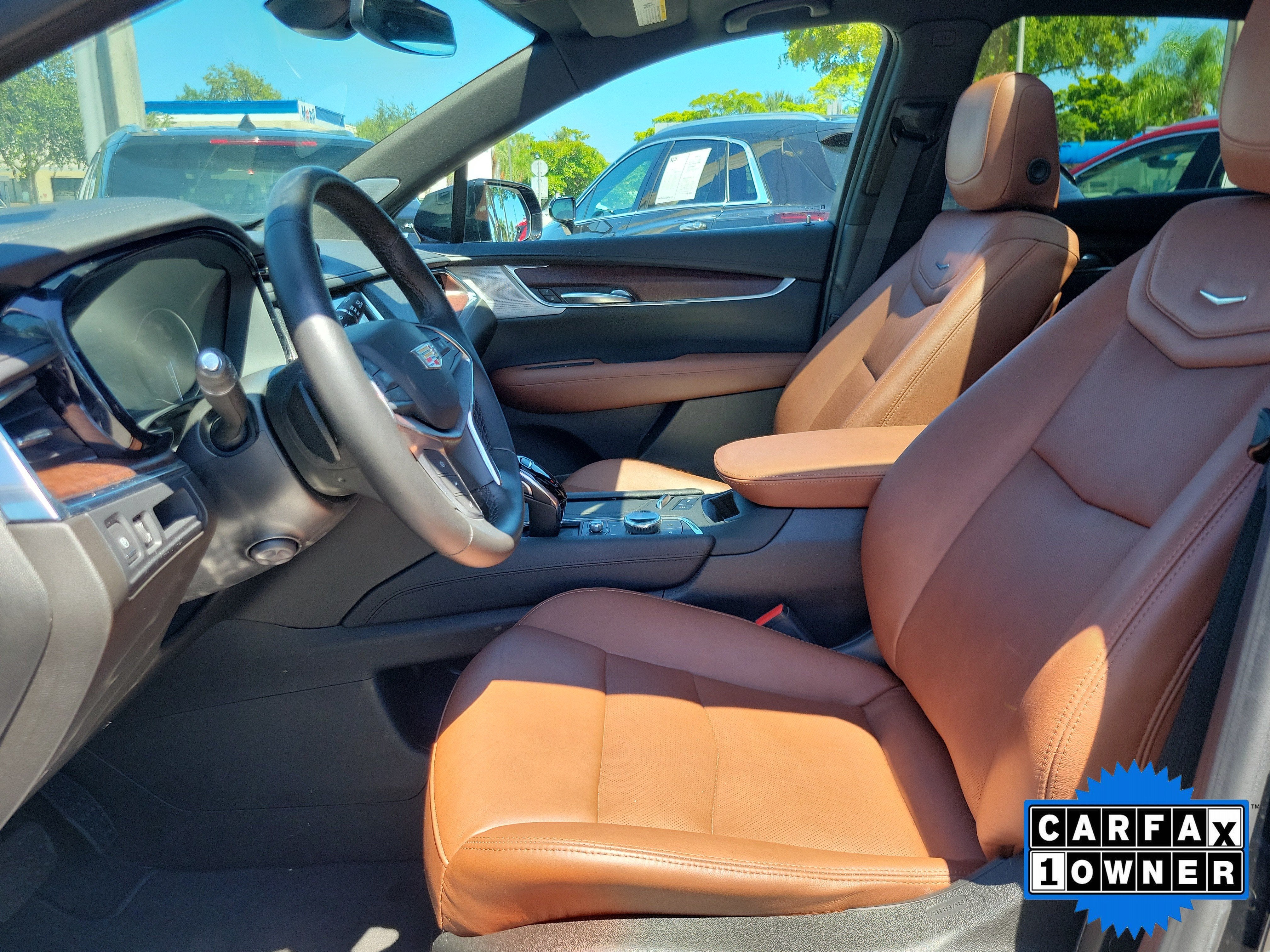2023 Cadillac XT5 FWD Premium Luxury