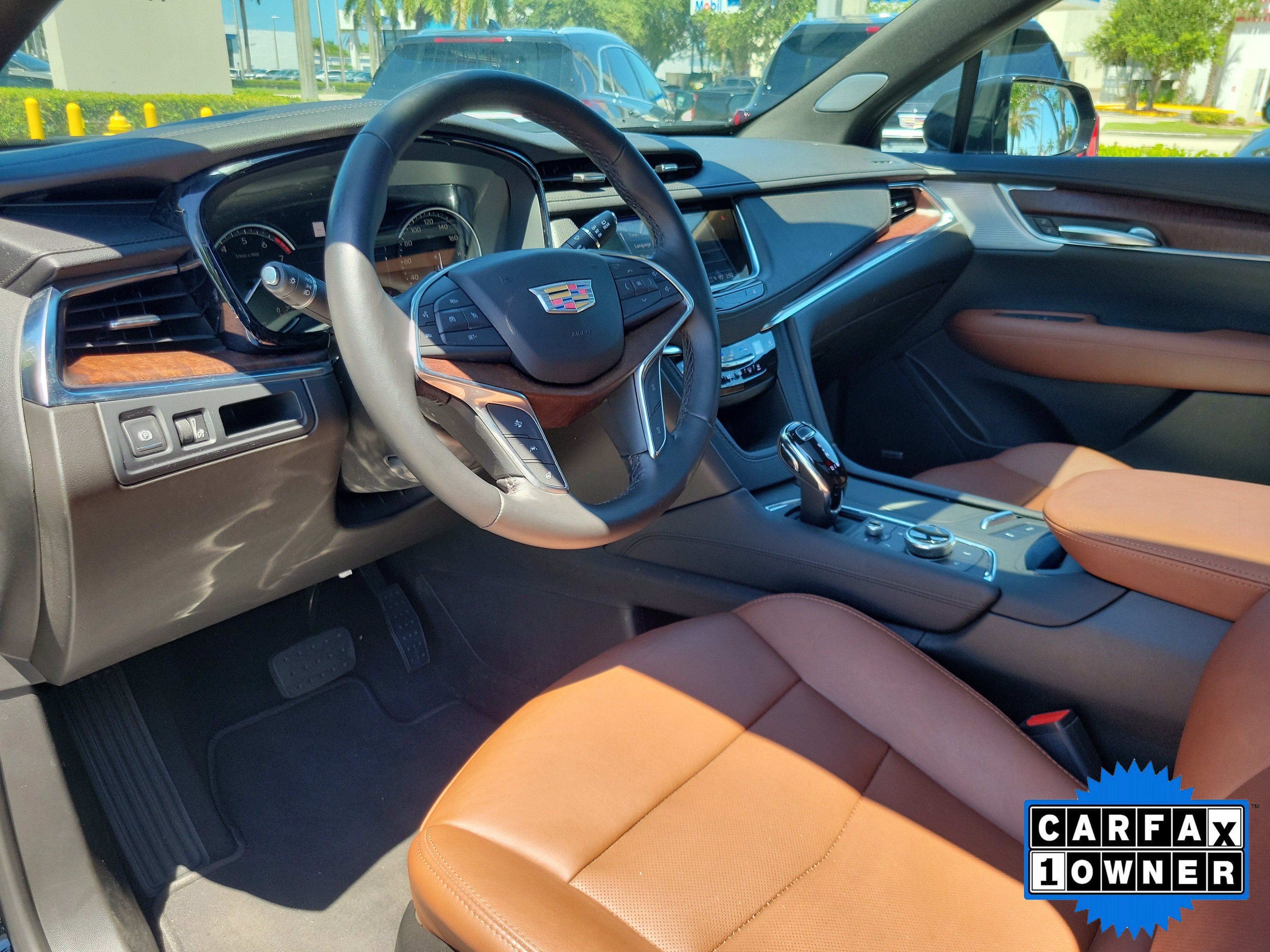 2023 Cadillac XT5 FWD Premium Luxury