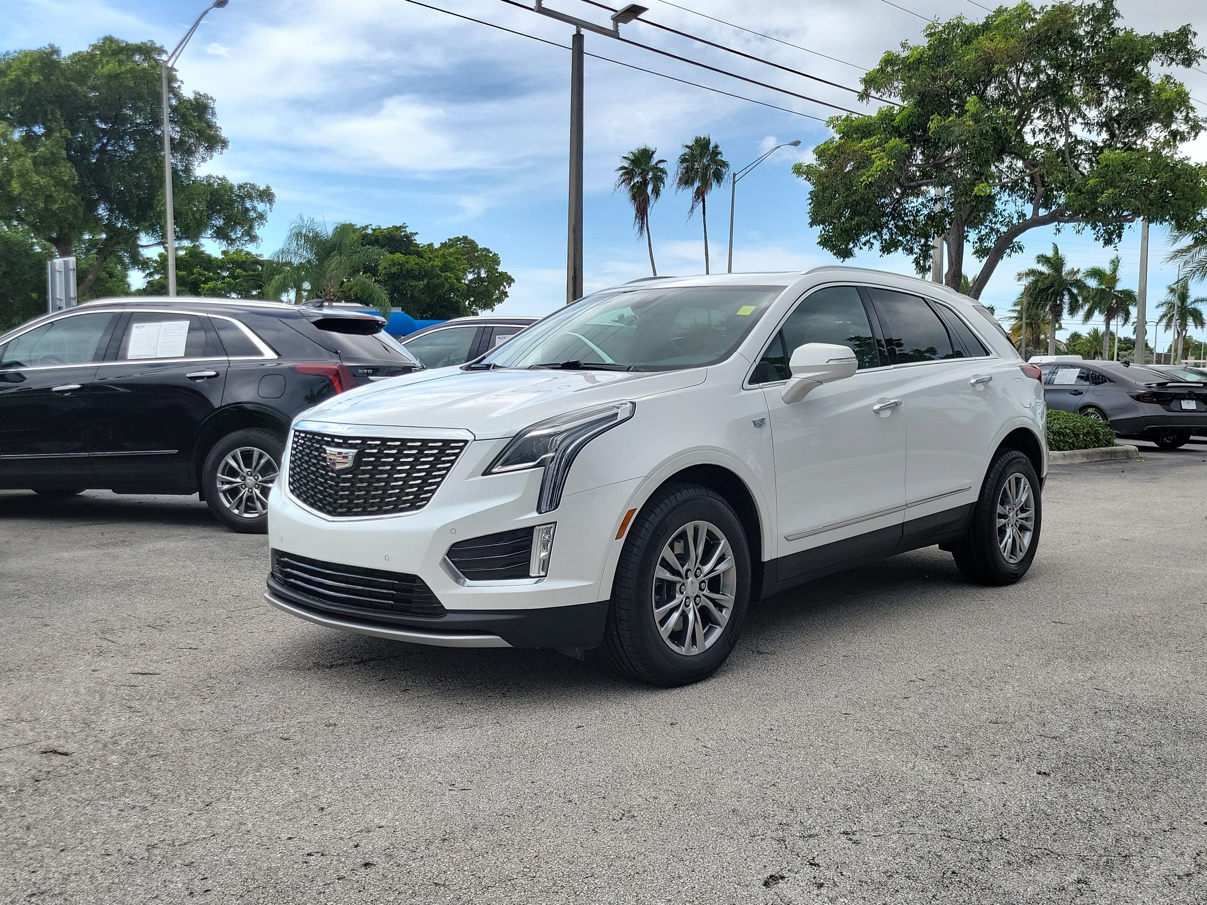 2023 Cadillac XT5 FWD Premium Luxury