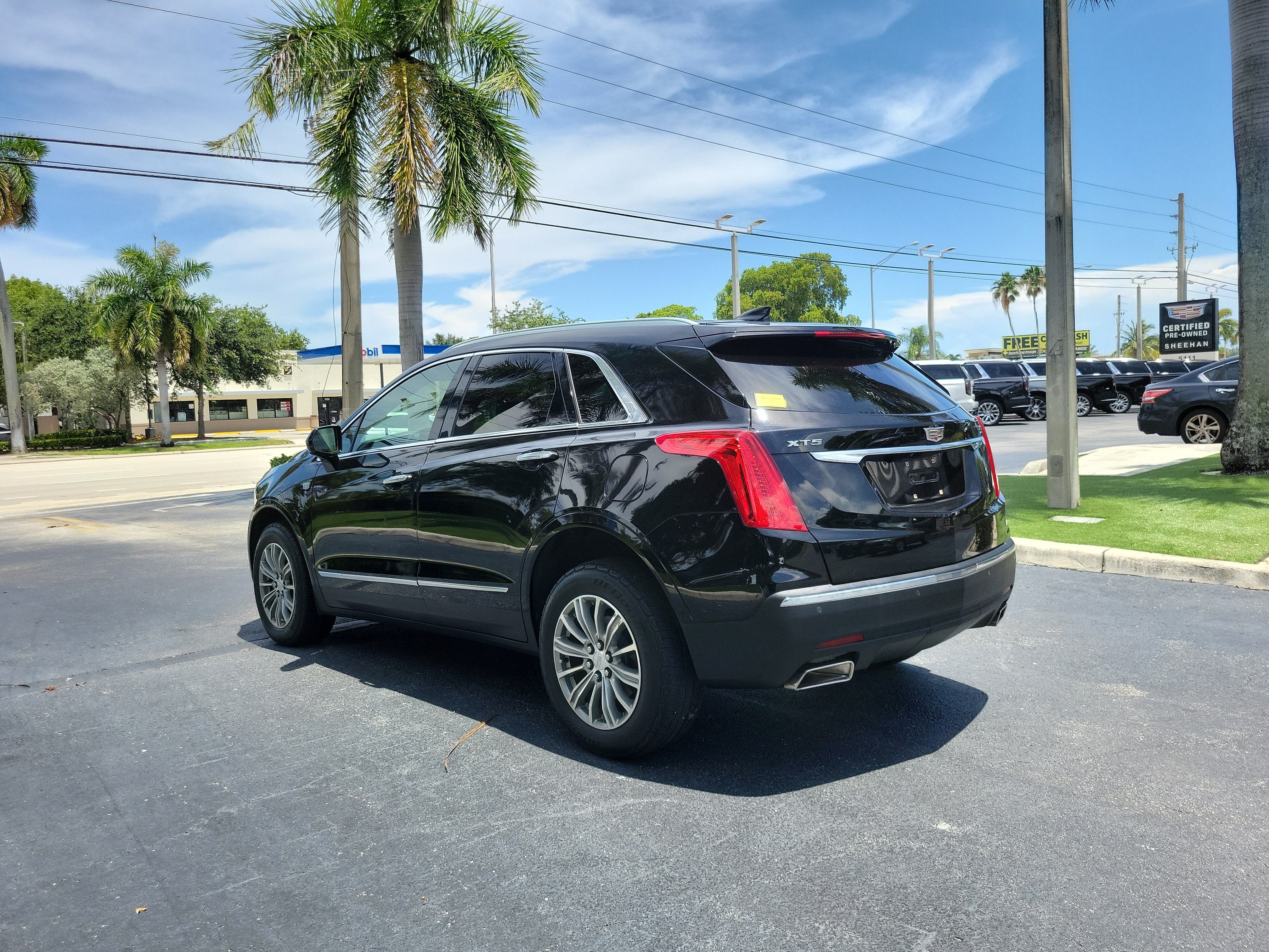2019 Cadillac XT5 Luxury FWD