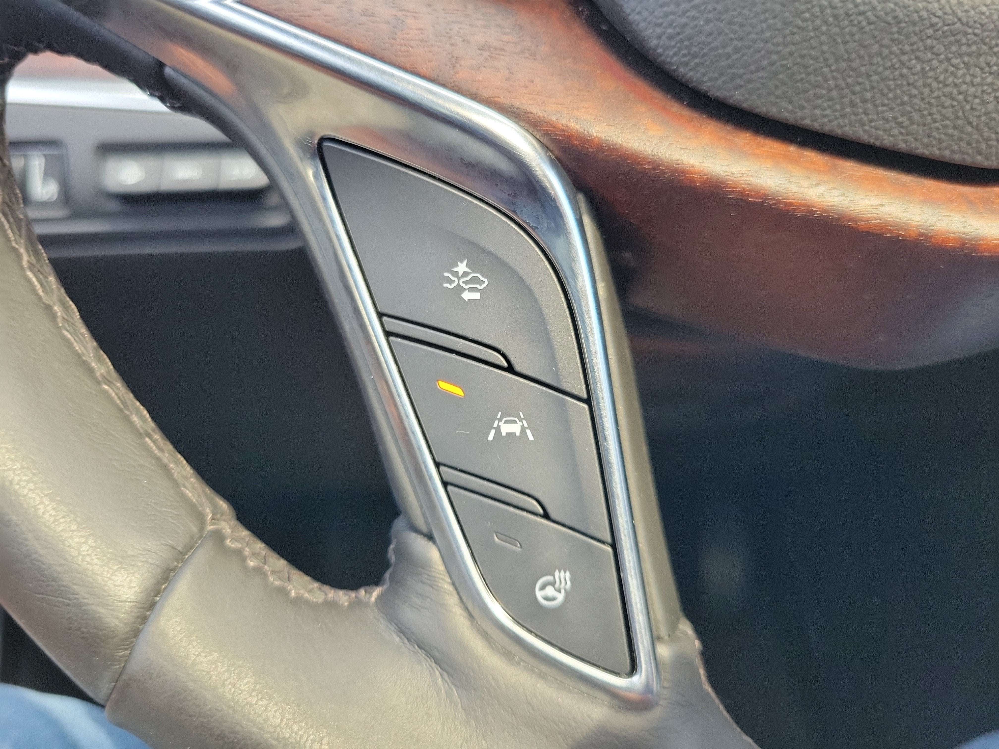 2022 Cadillac XT5 FWD Premium Luxury