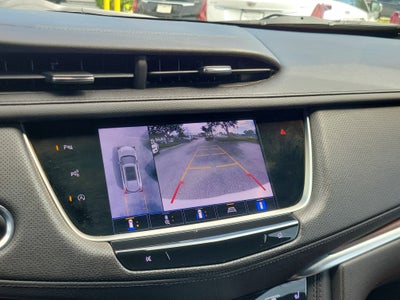 2022 Cadillac XT5 FWD Premium Luxury