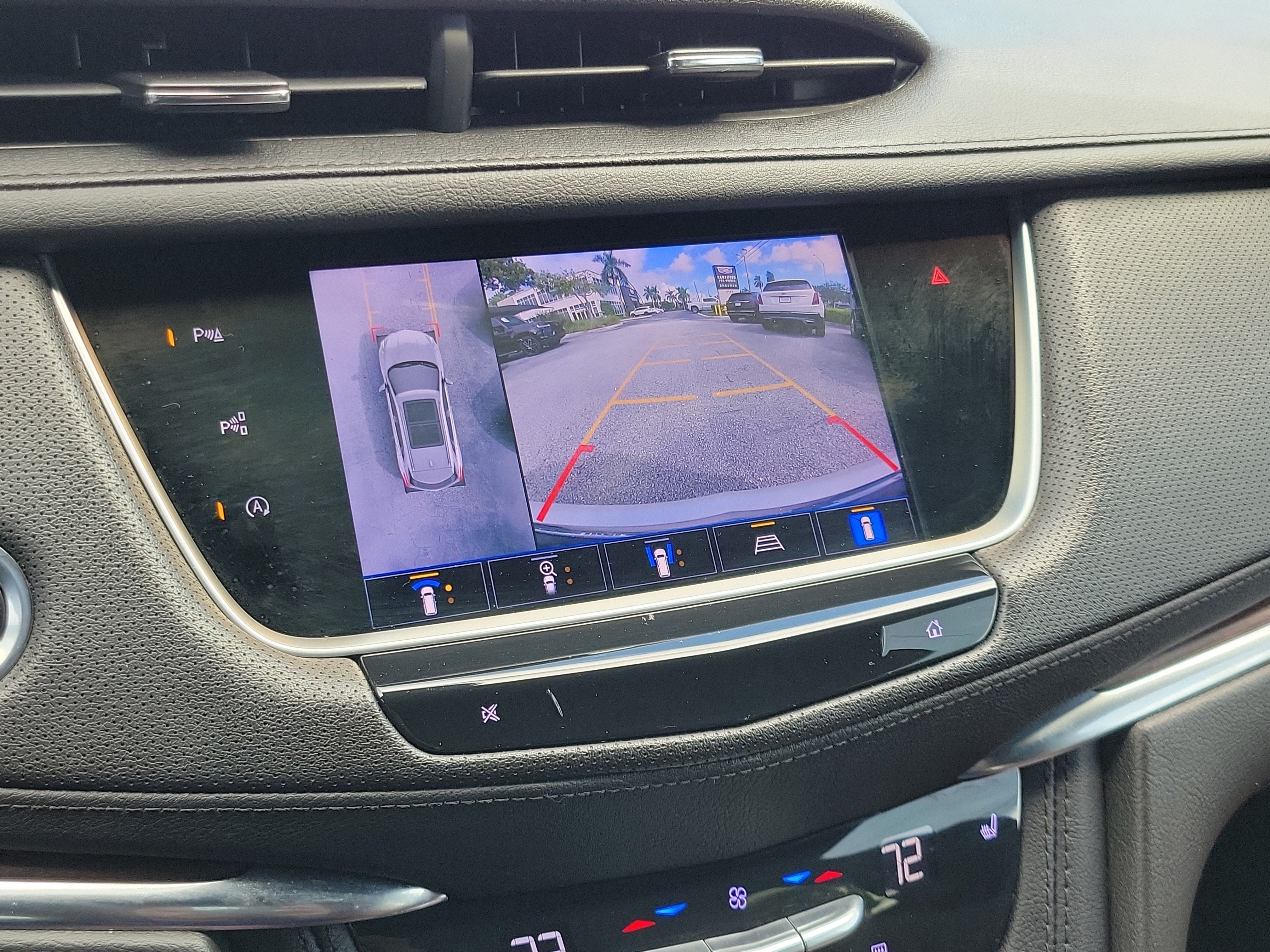 2022 Cadillac XT5 FWD Premium Luxury