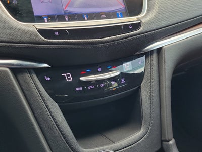 2022 Cadillac XT5 FWD Premium Luxury