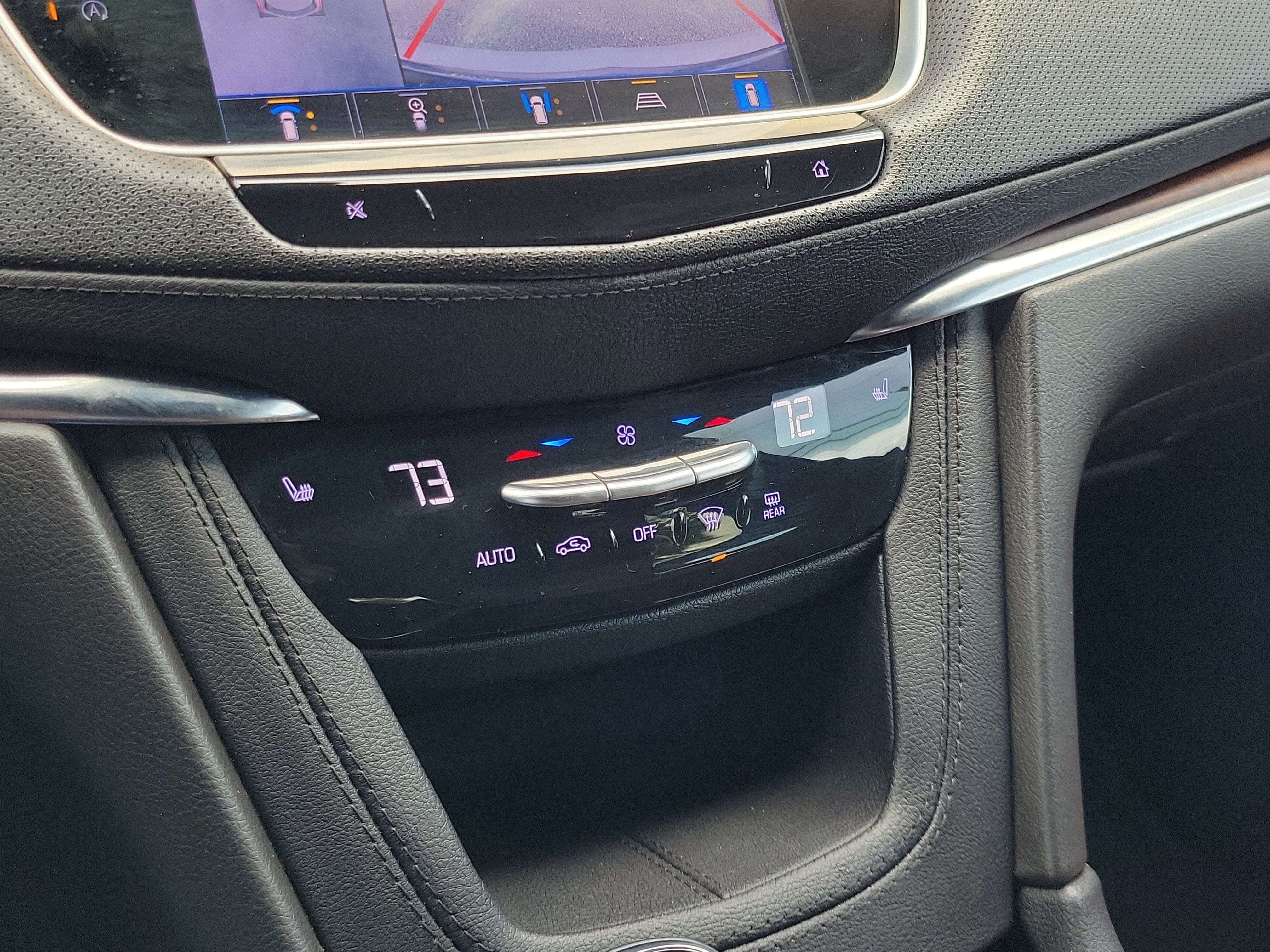 2022 Cadillac XT5 FWD Premium Luxury