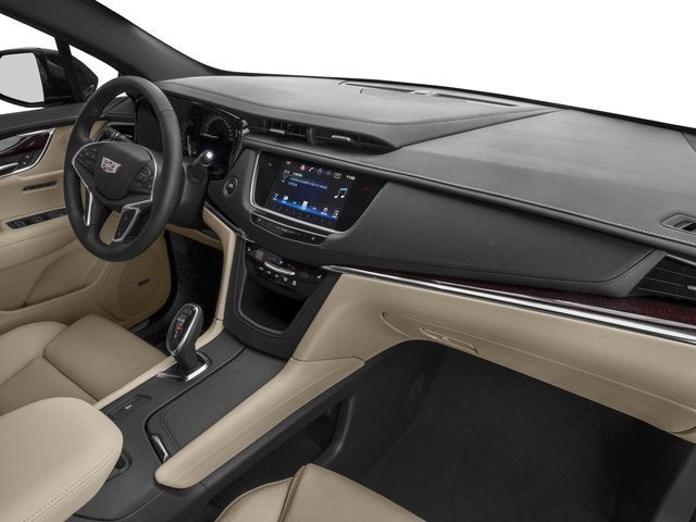 2018 Cadillac XT5 Luxury FWD