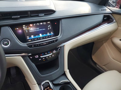 2018 Cadillac XT5 Luxury AWD